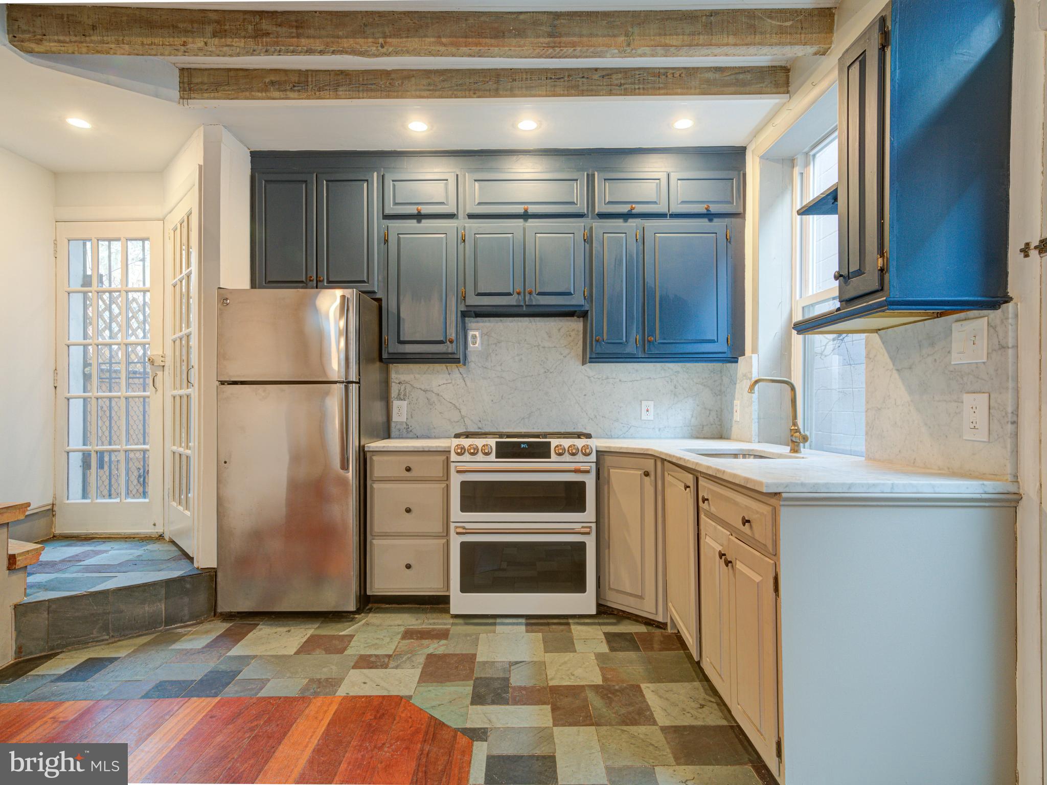 NORTHERN LIBERTIES - Residential Lease