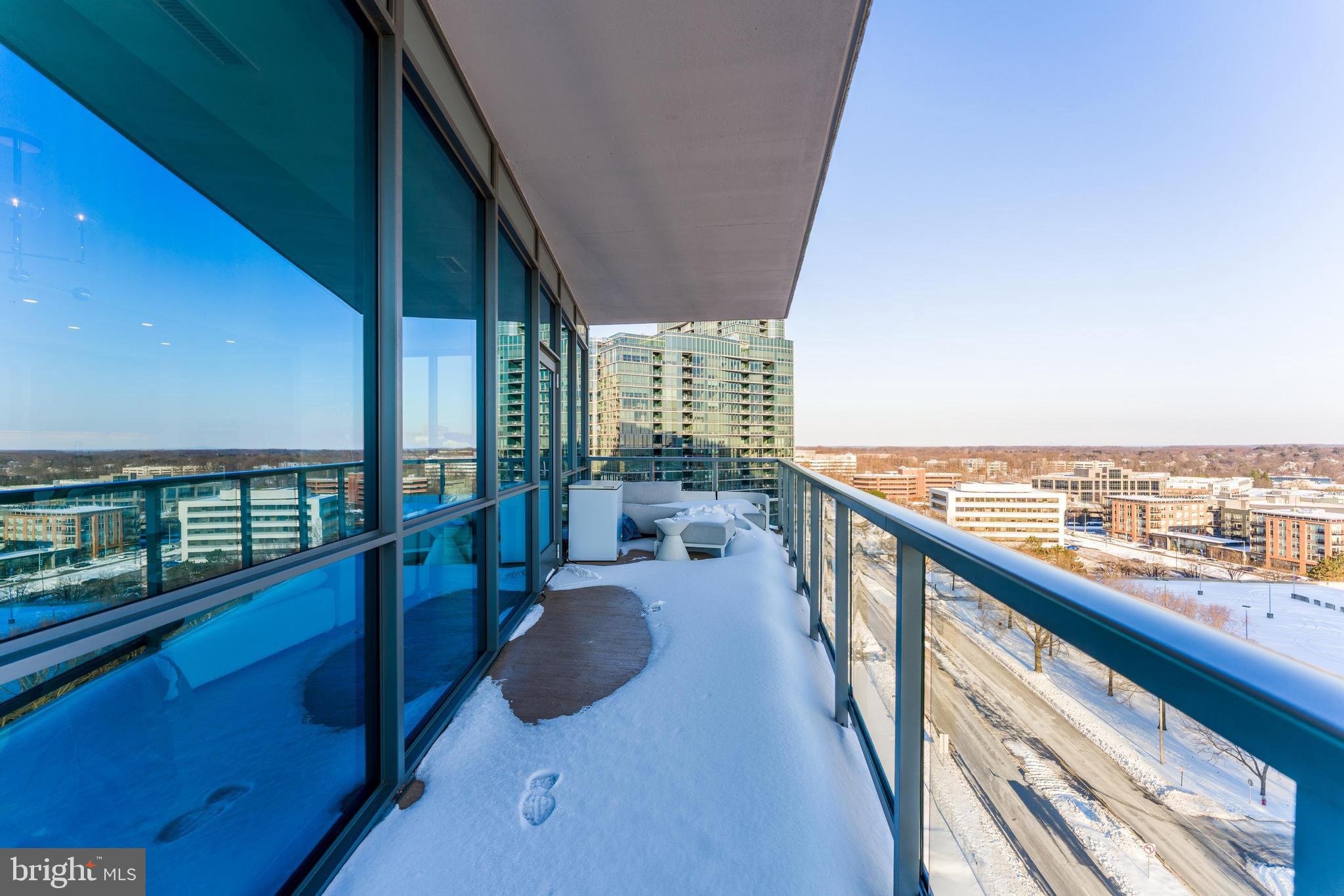 TYSONS CORNER - Residential