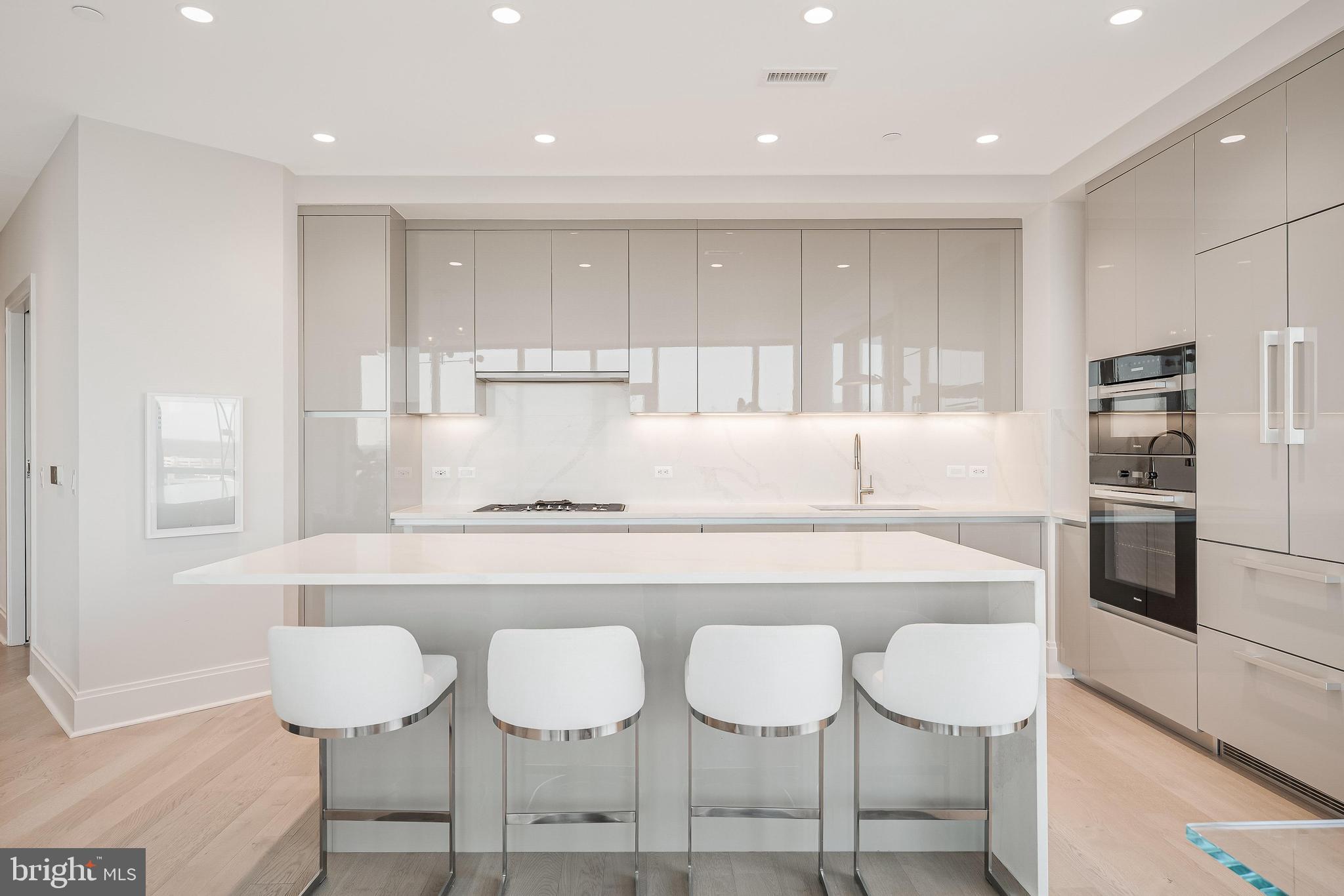 TYSONS CORNER - Residential