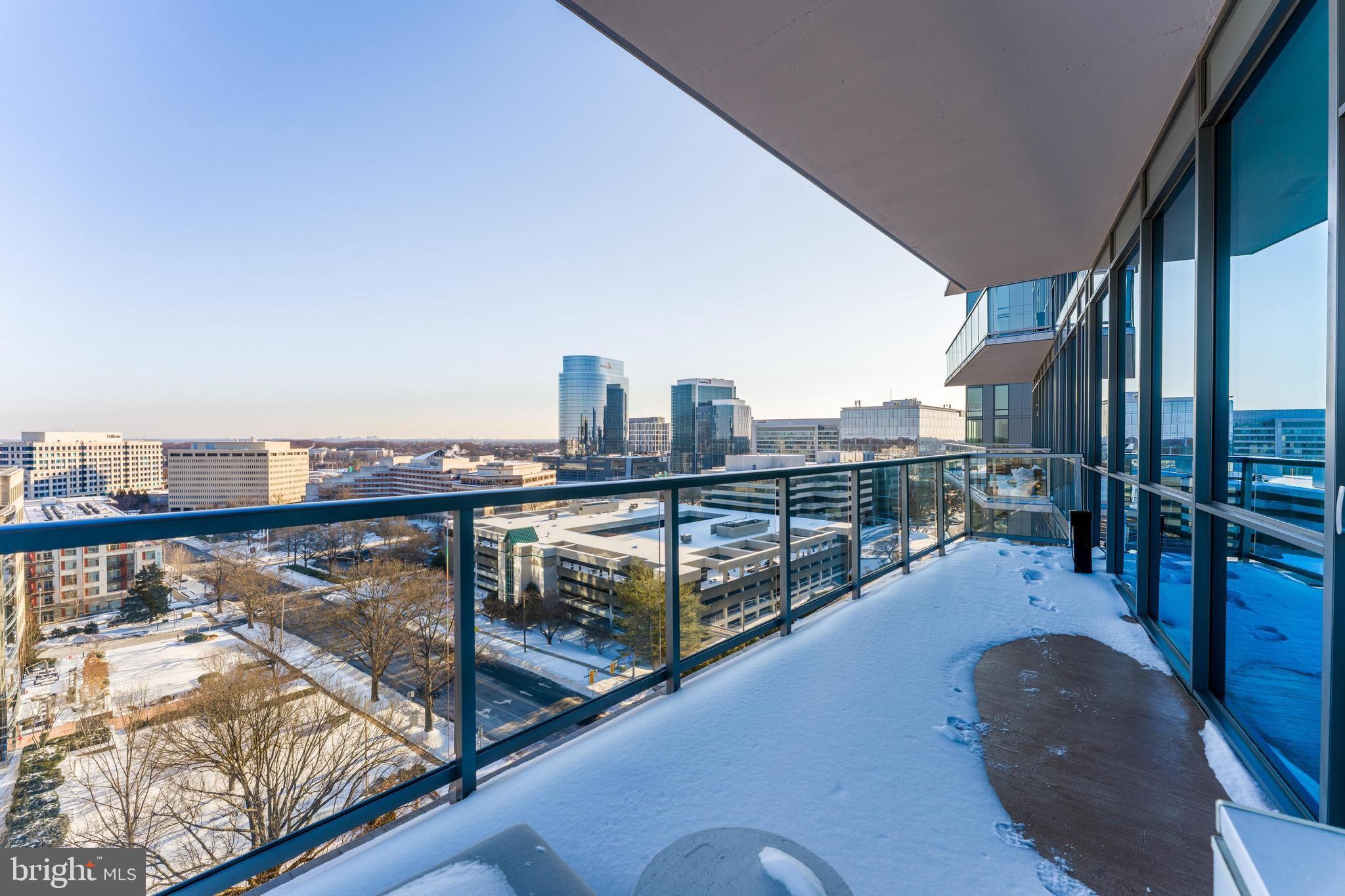 TYSONS CORNER - Residential