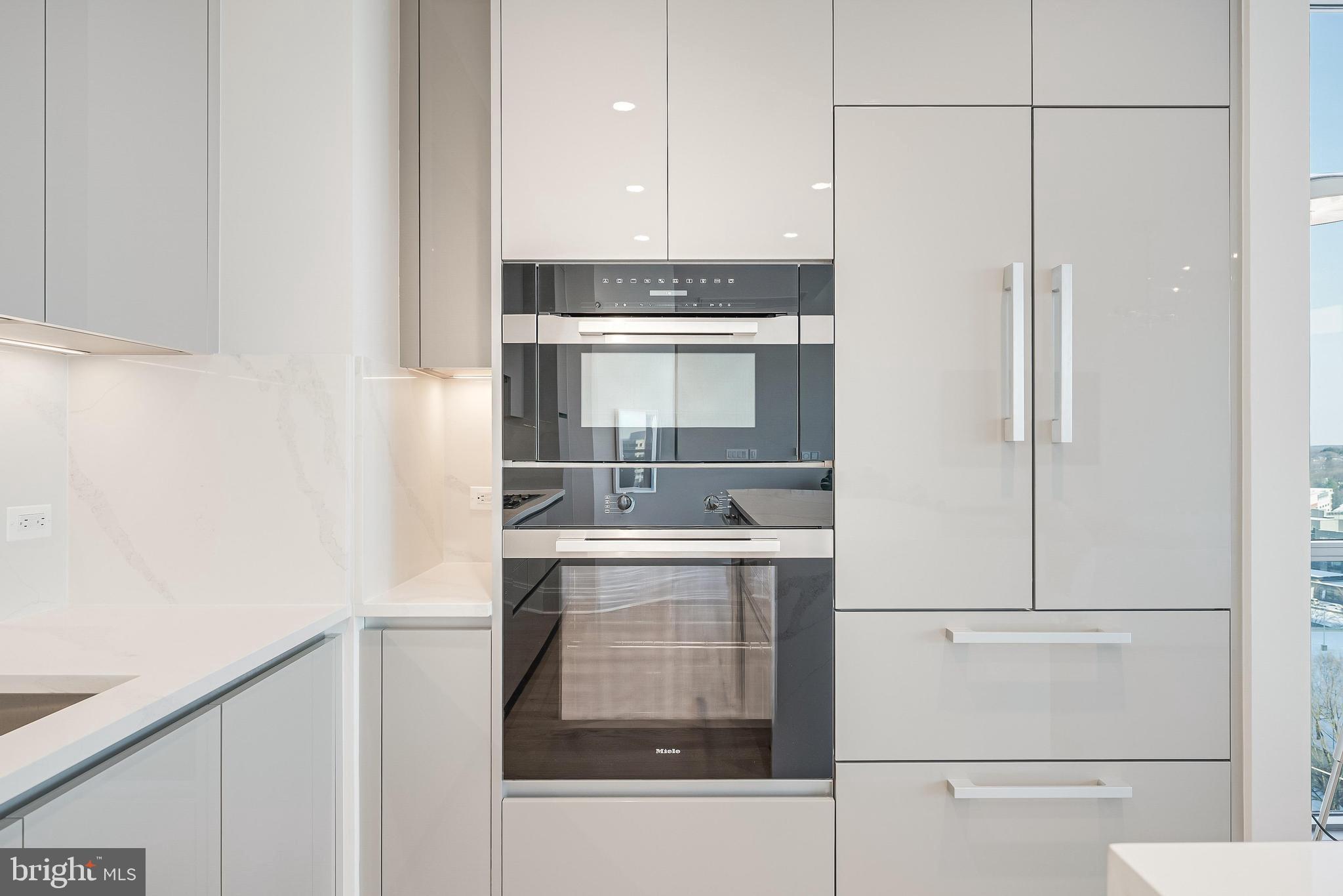 TYSONS CORNER - Residential