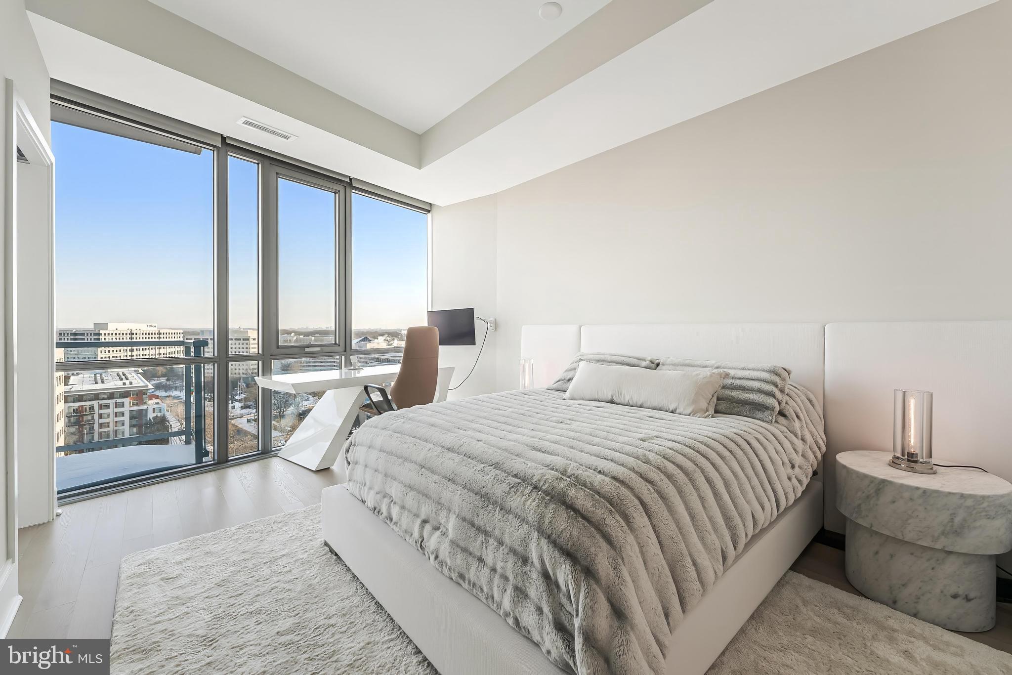 TYSONS CORNER - Residential