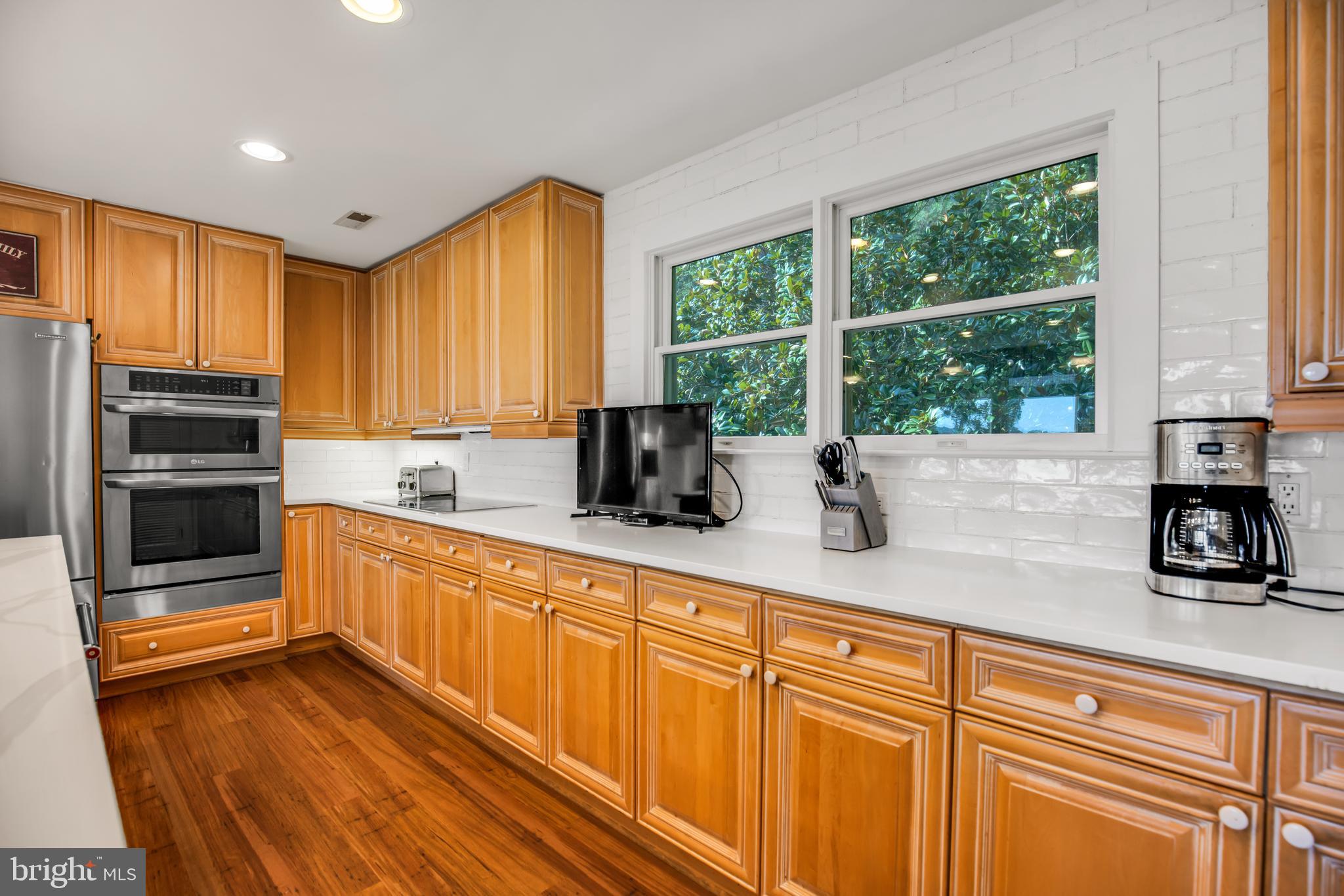 SNOW HILL MANOR - Residential