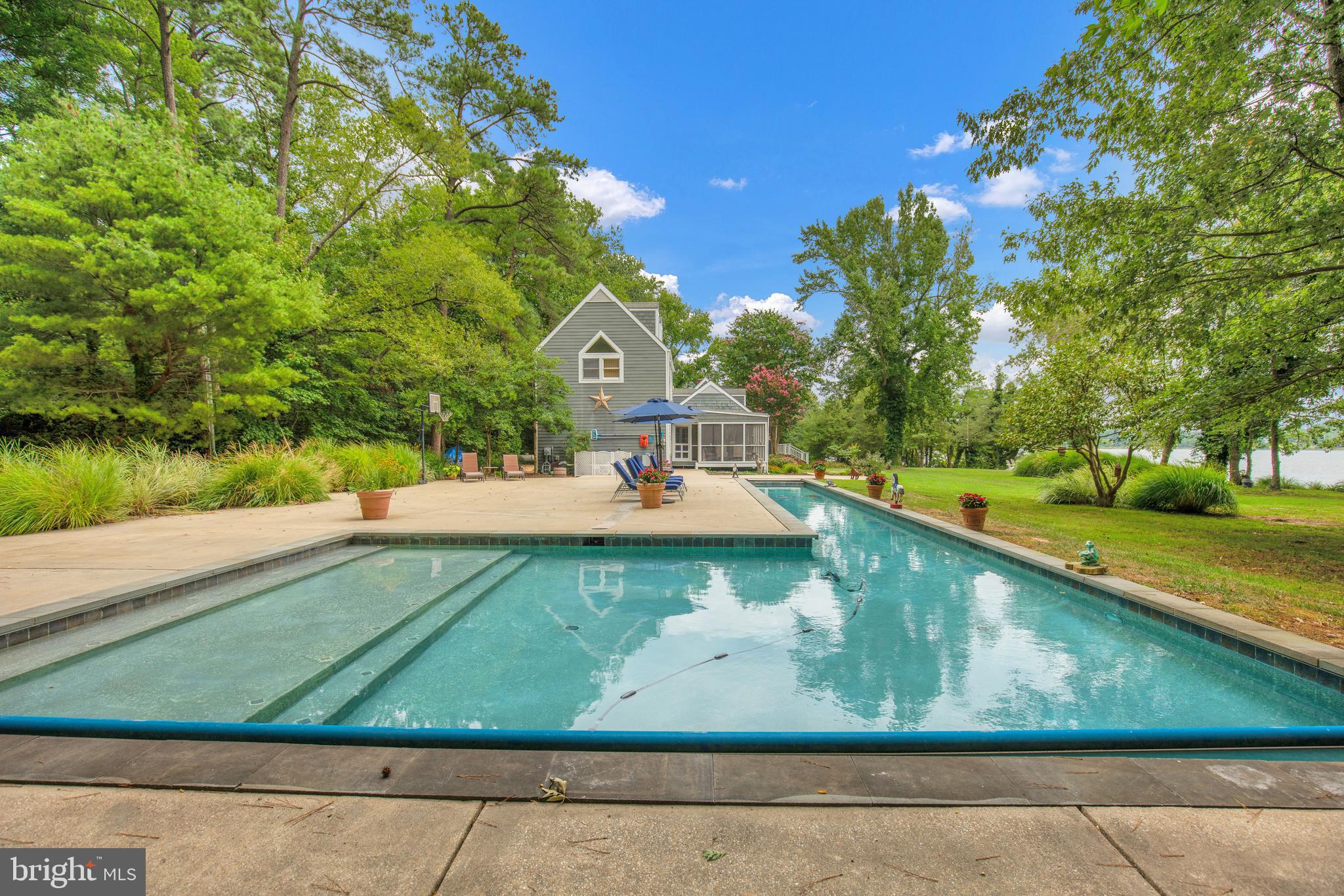 SNOW HILL MANOR - Residential