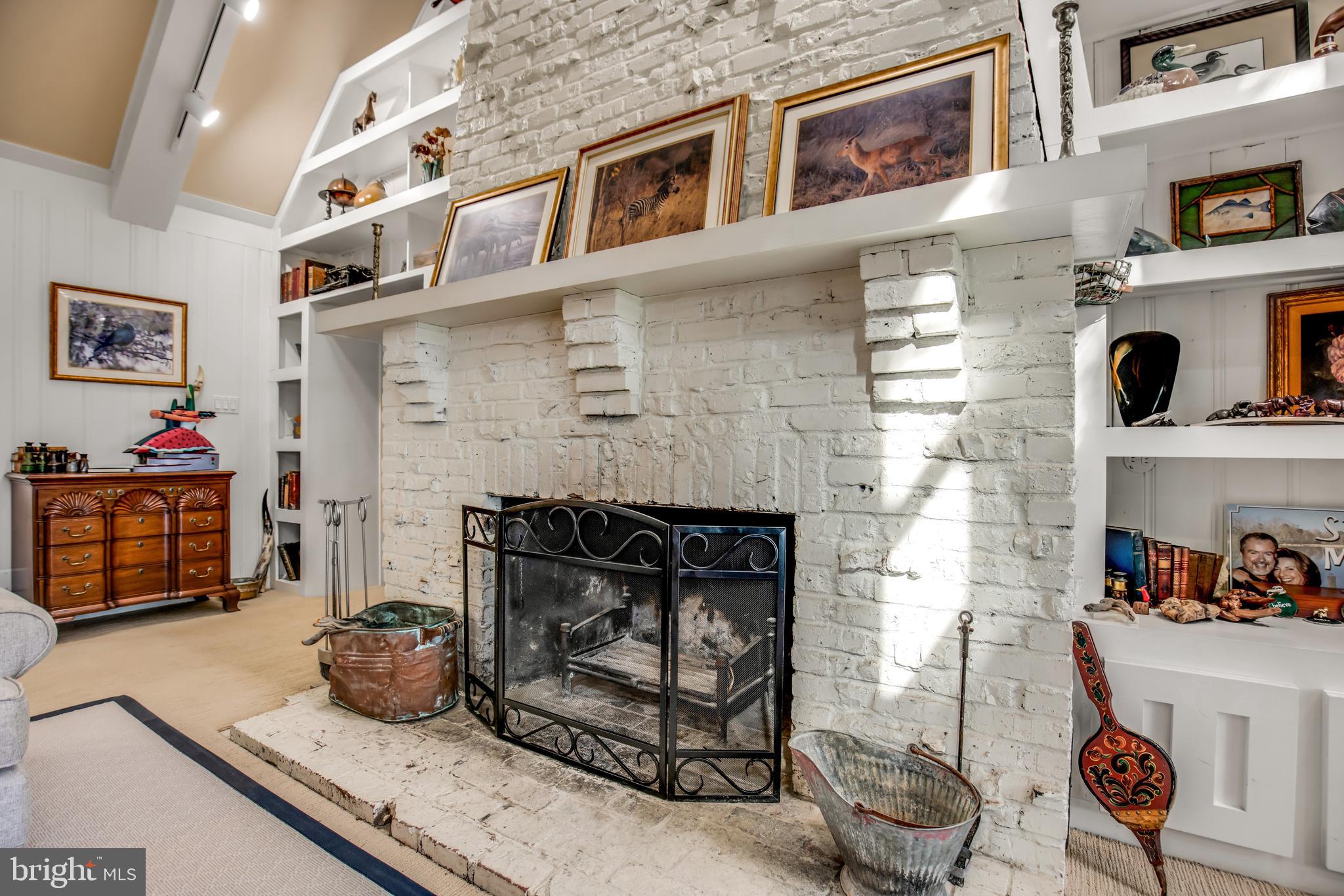 SNOW HILL MANOR - Residential