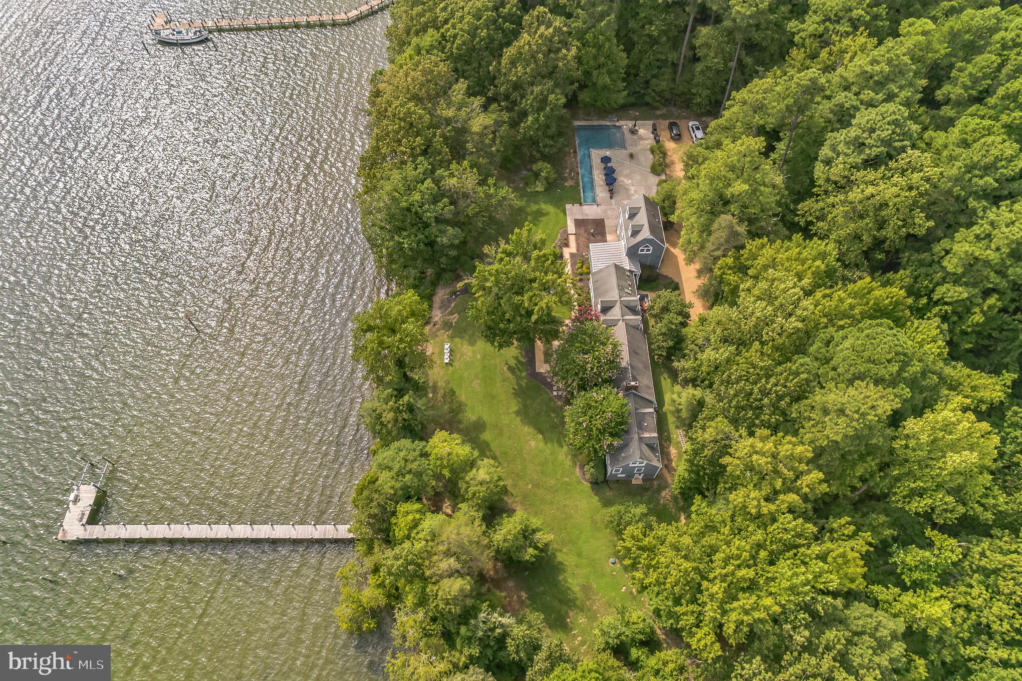 SNOW HILL MANOR - Residential