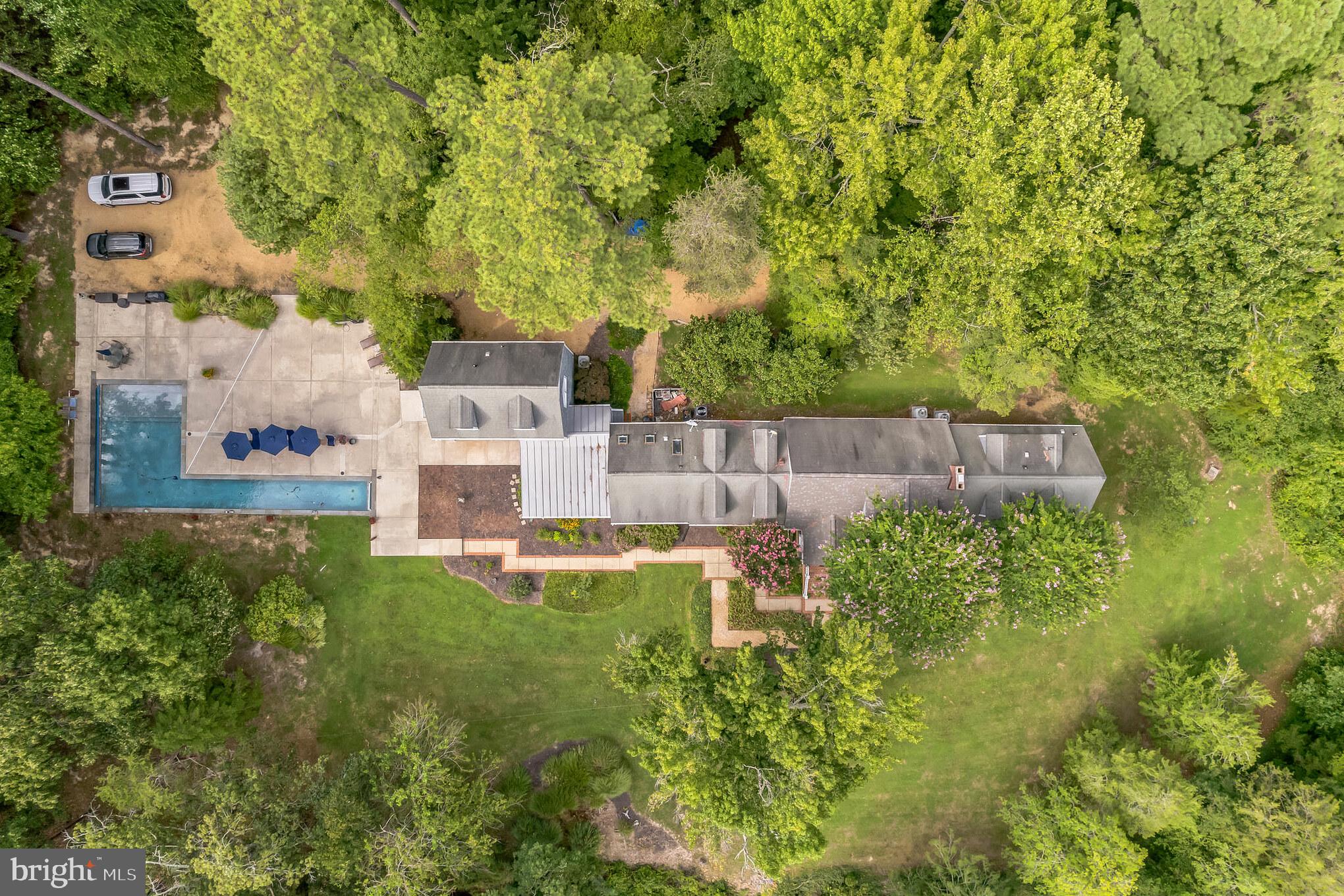 SNOW HILL MANOR - Residential