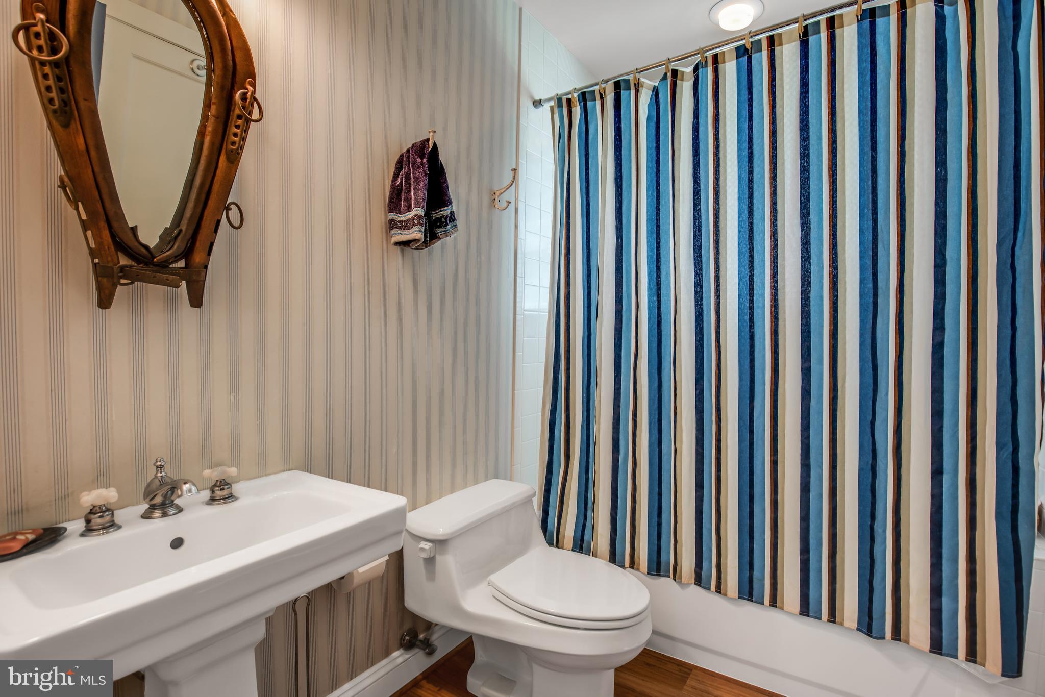 SNOW HILL MANOR - Residential