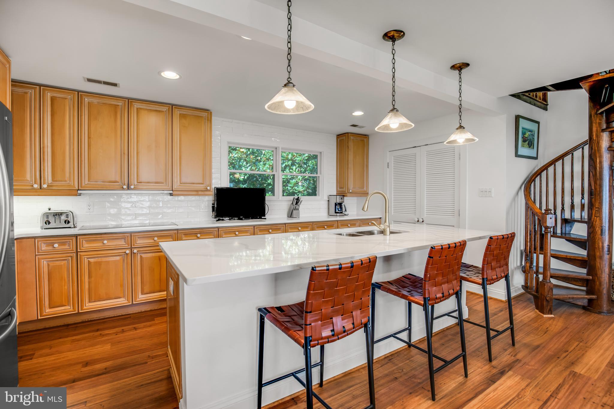 SNOW HILL MANOR - Residential