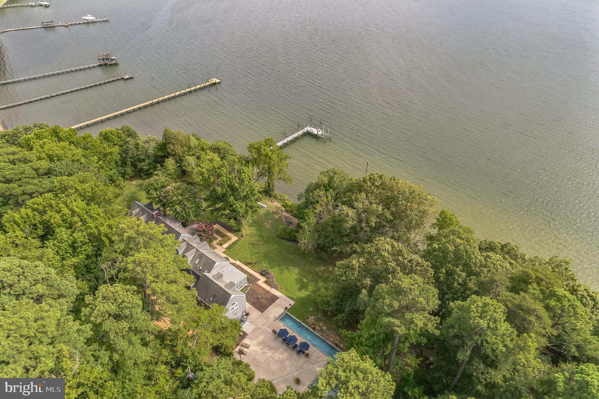 SNOW HILL MANOR - Residential