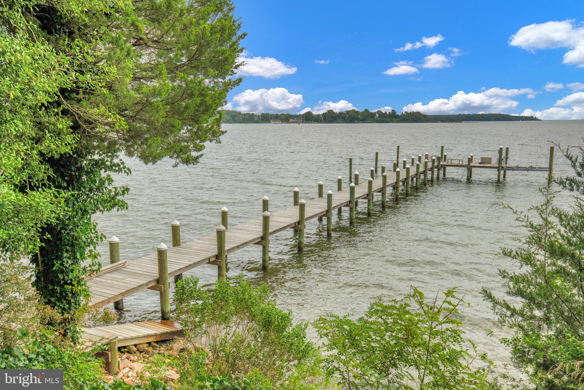 SNOW HILL MANOR - Residential