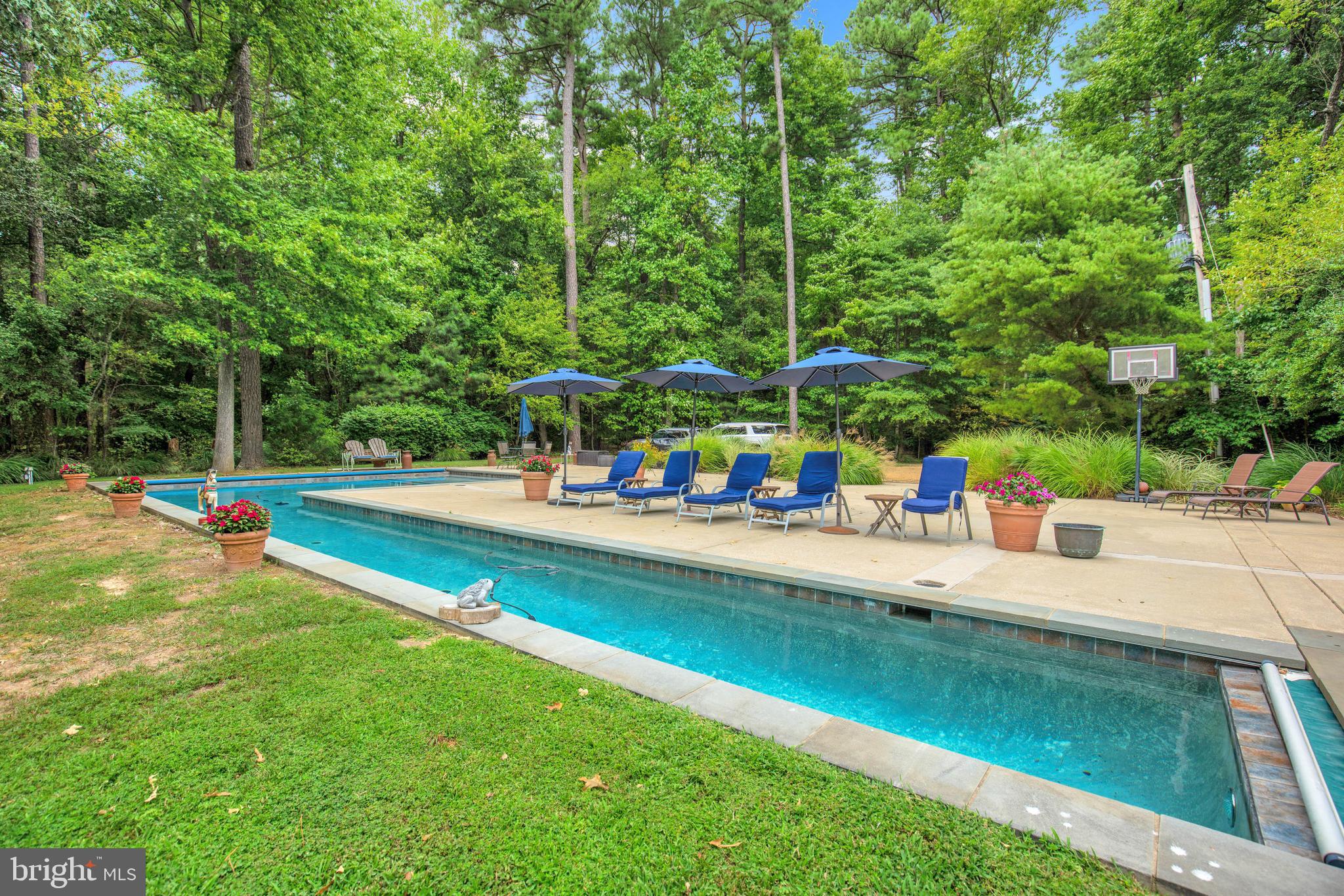 SNOW HILL MANOR - Residential