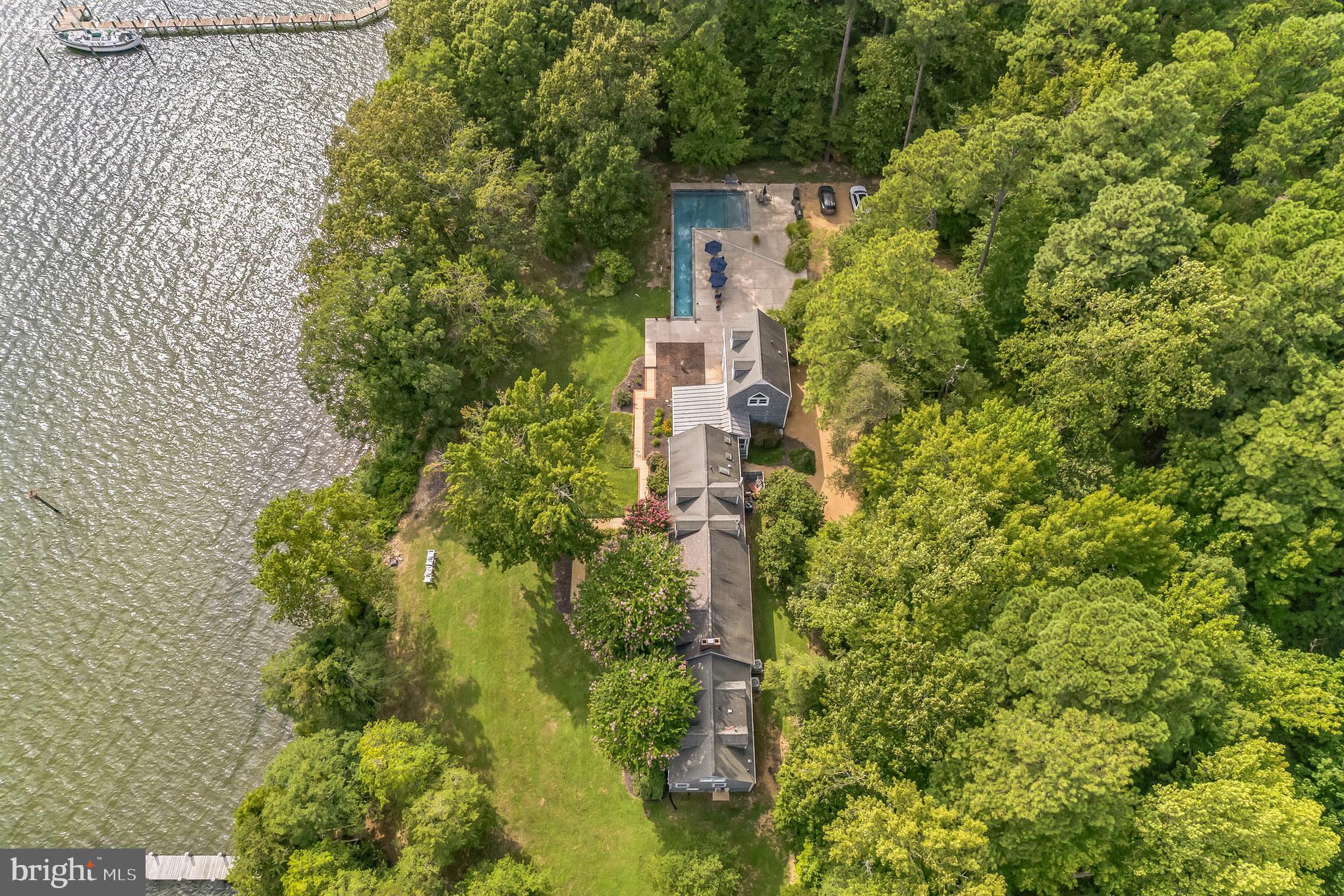 SNOW HILL MANOR - Residential