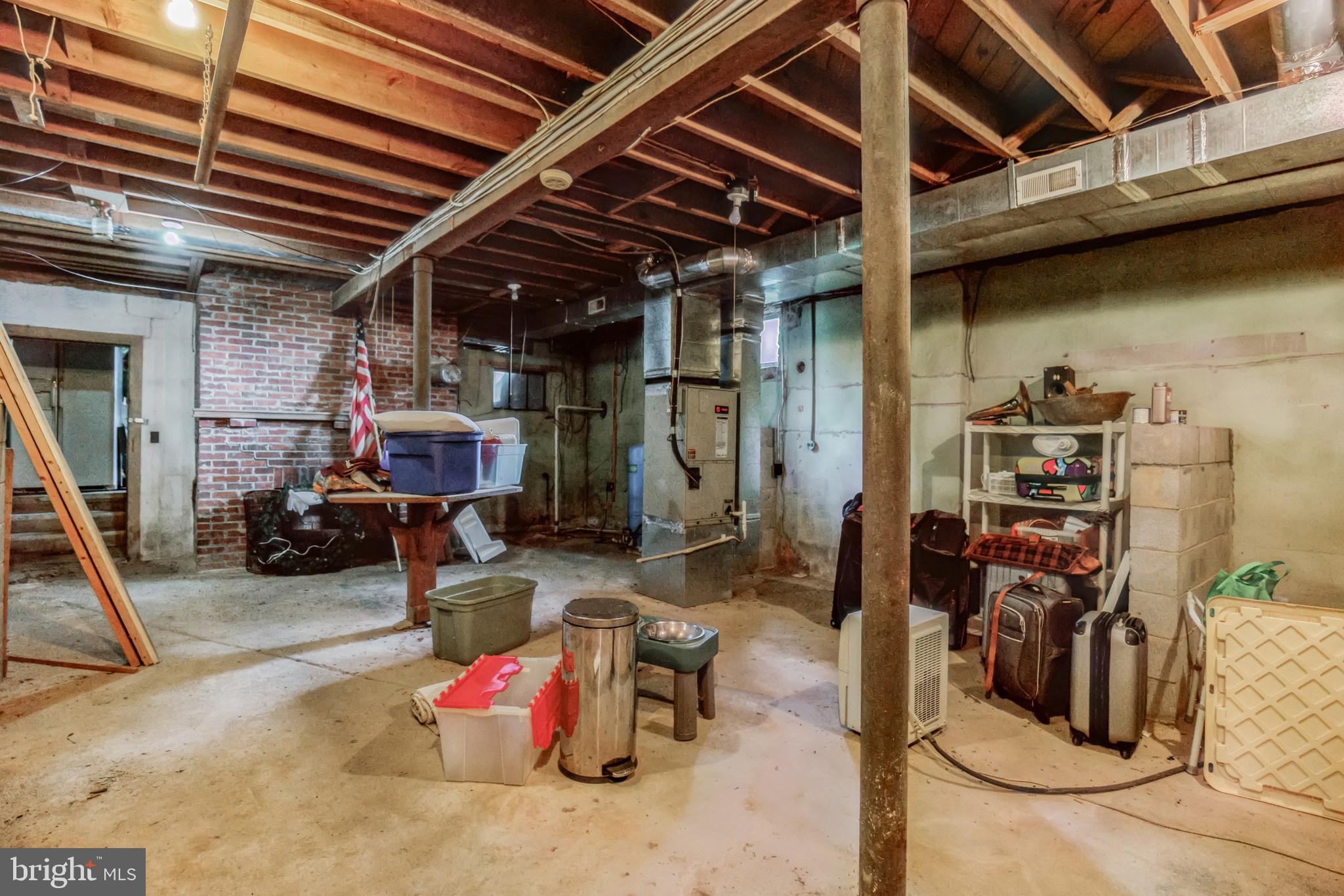 SNOW HILL MANOR - Residential