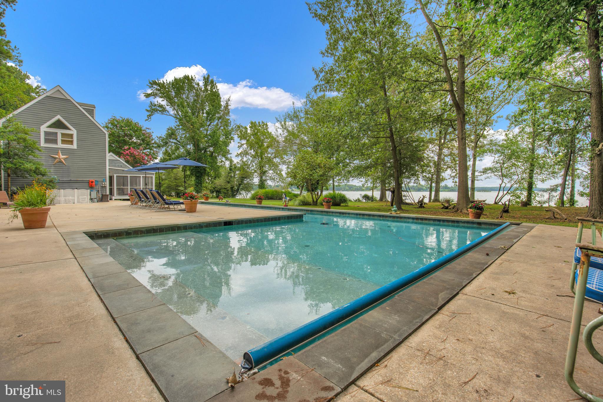 SNOW HILL MANOR - Residential