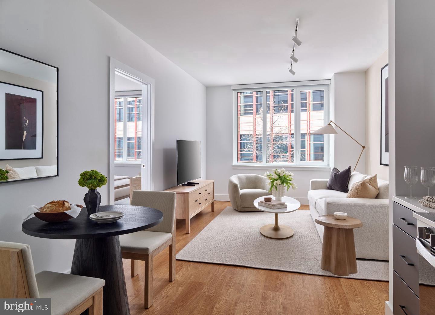 1200 NORMANDY PLACE 1352