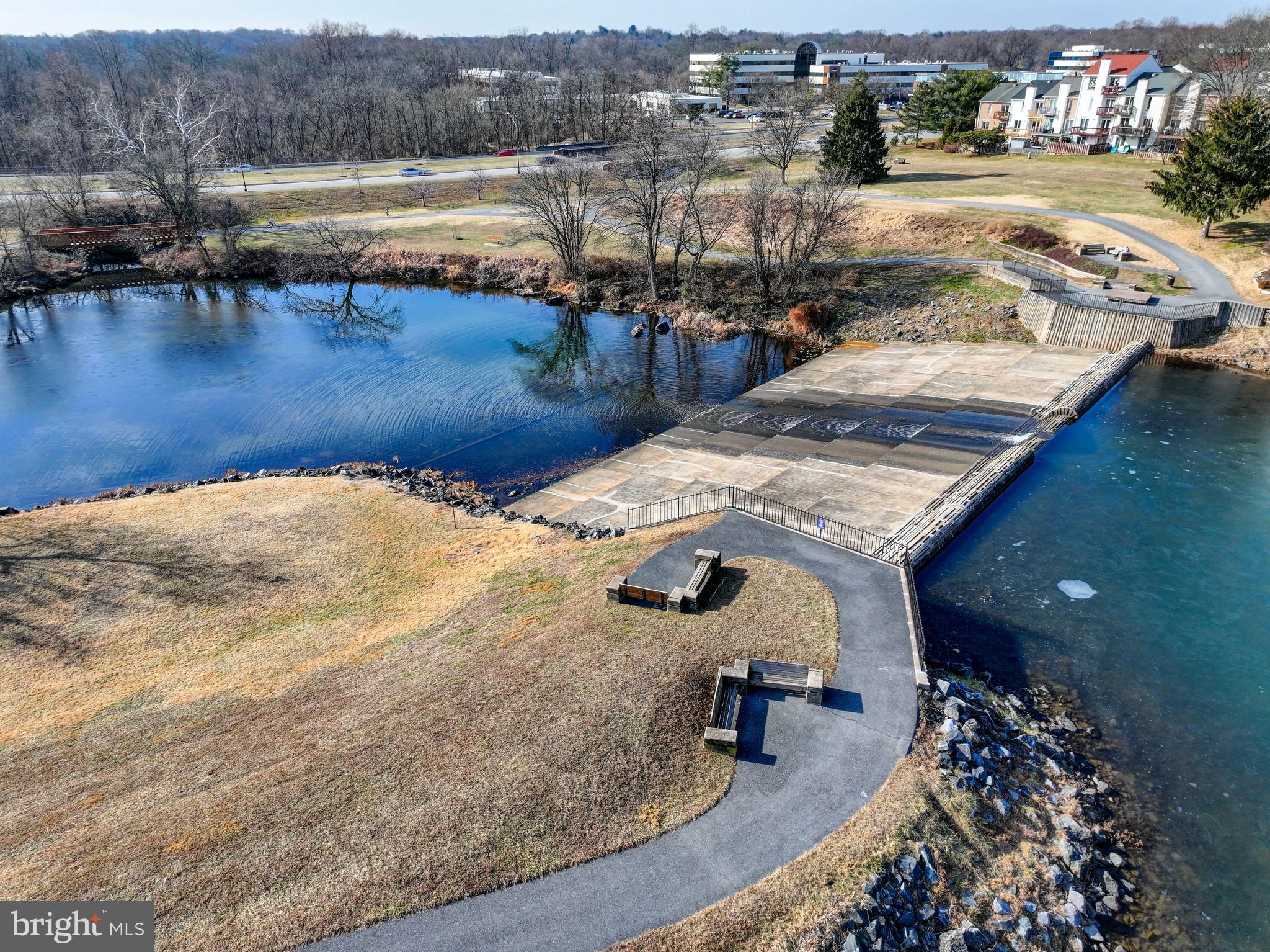 VILLAGE OF OWEN BROWN - Residential