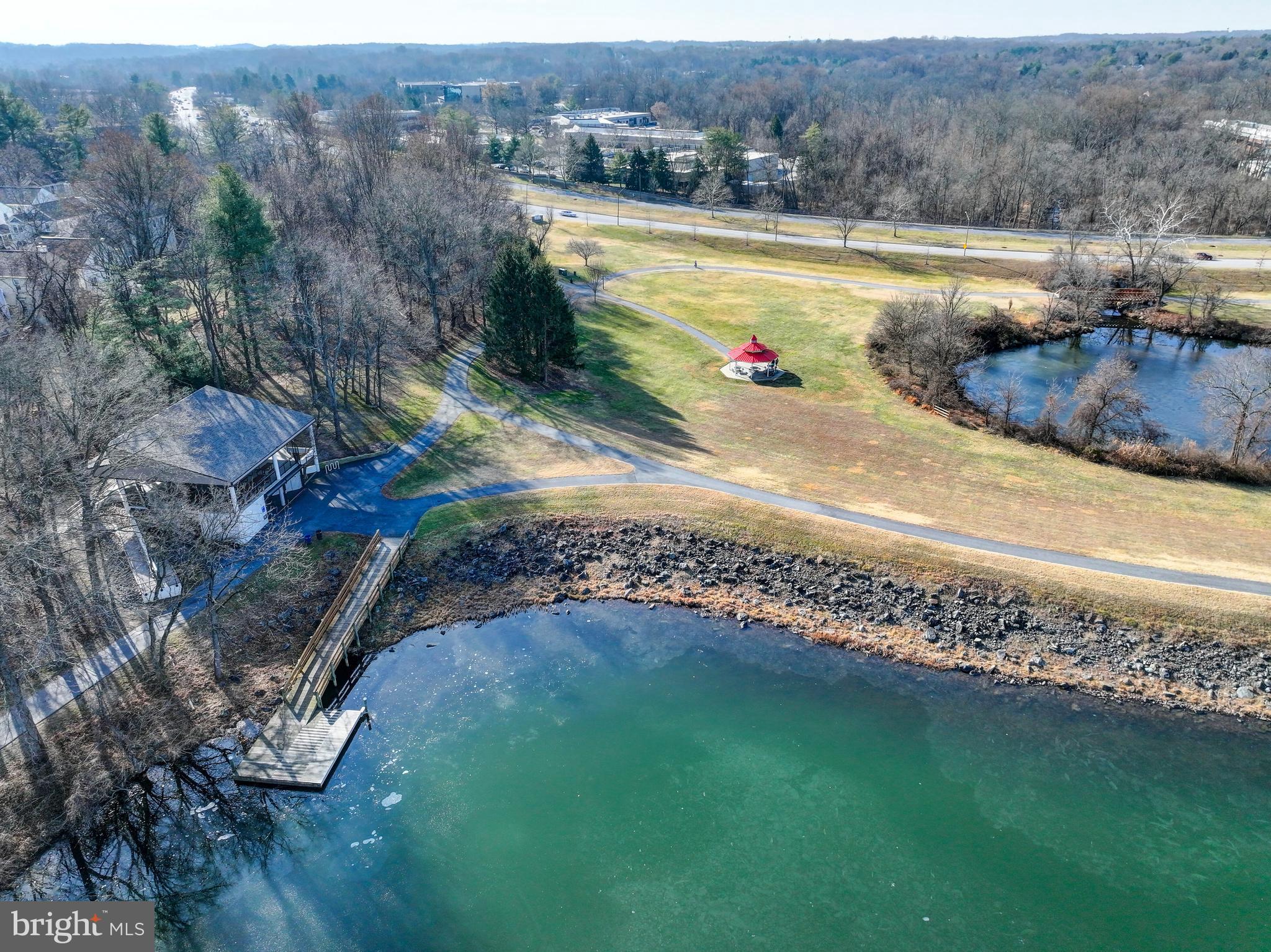 VILLAGE OF OWEN BROWN - Residential