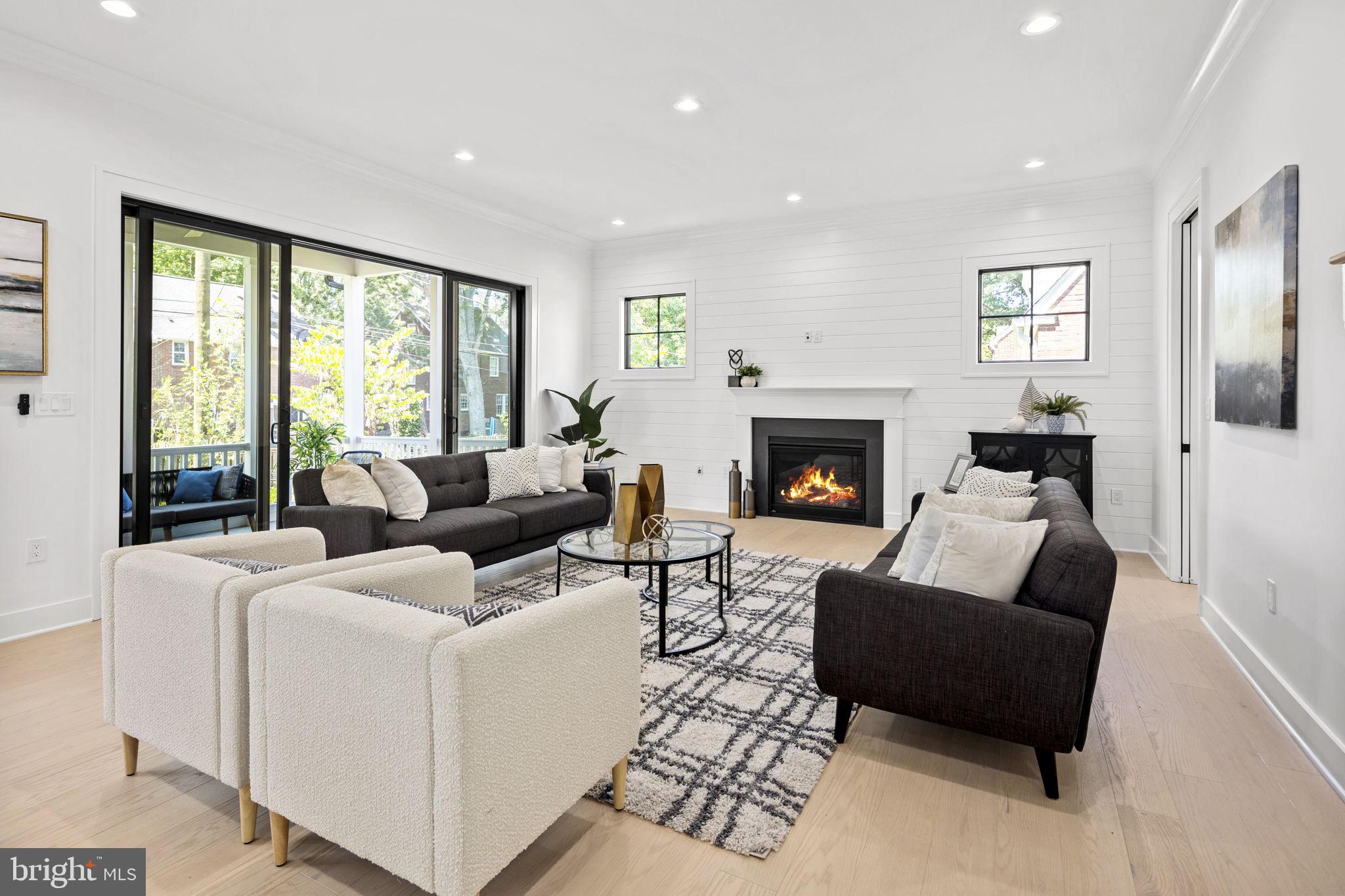 ASHTON HEIGHTS - Residential