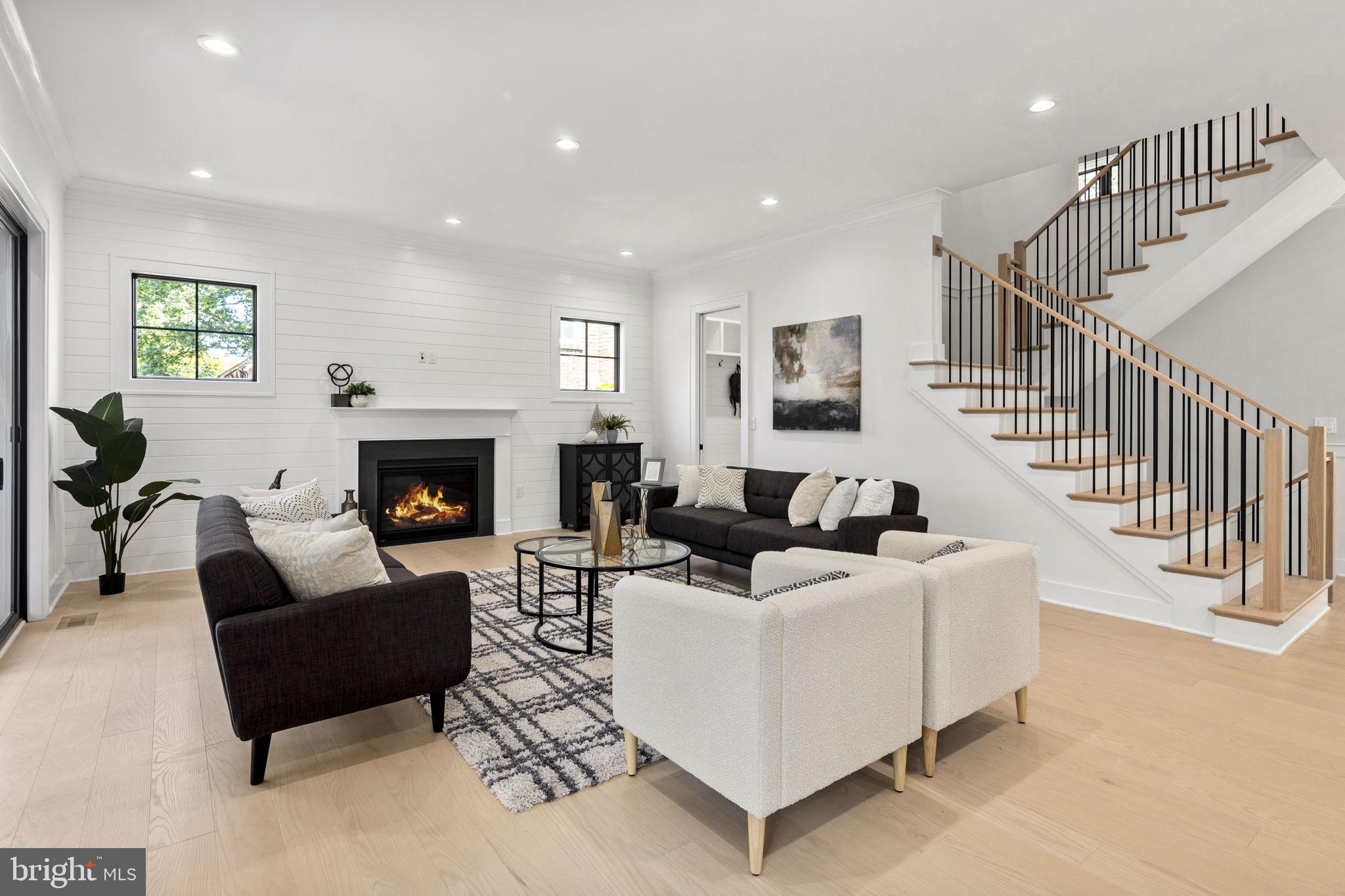 ASHTON HEIGHTS - Residential