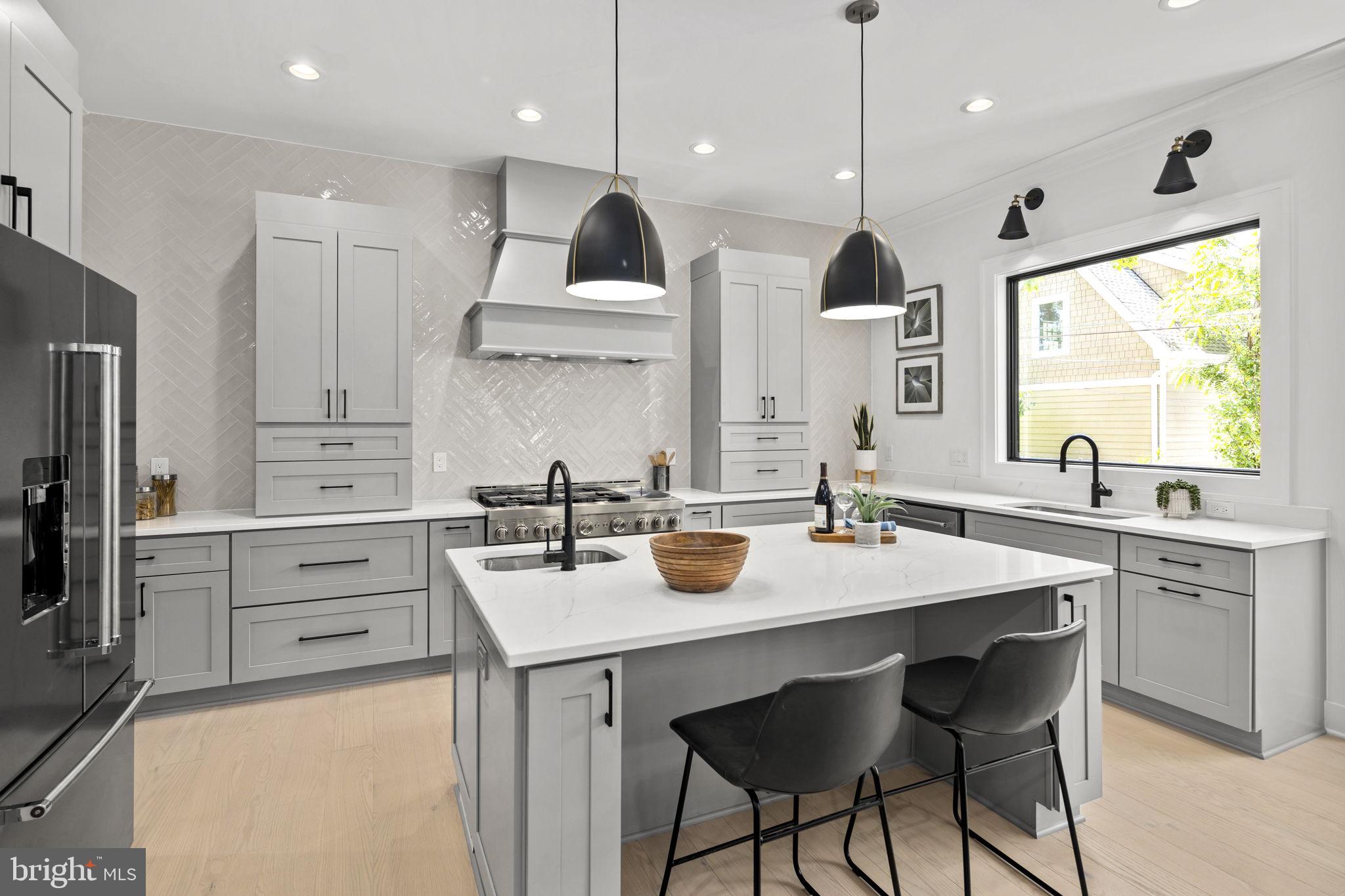 ASHTON HEIGHTS - Residential