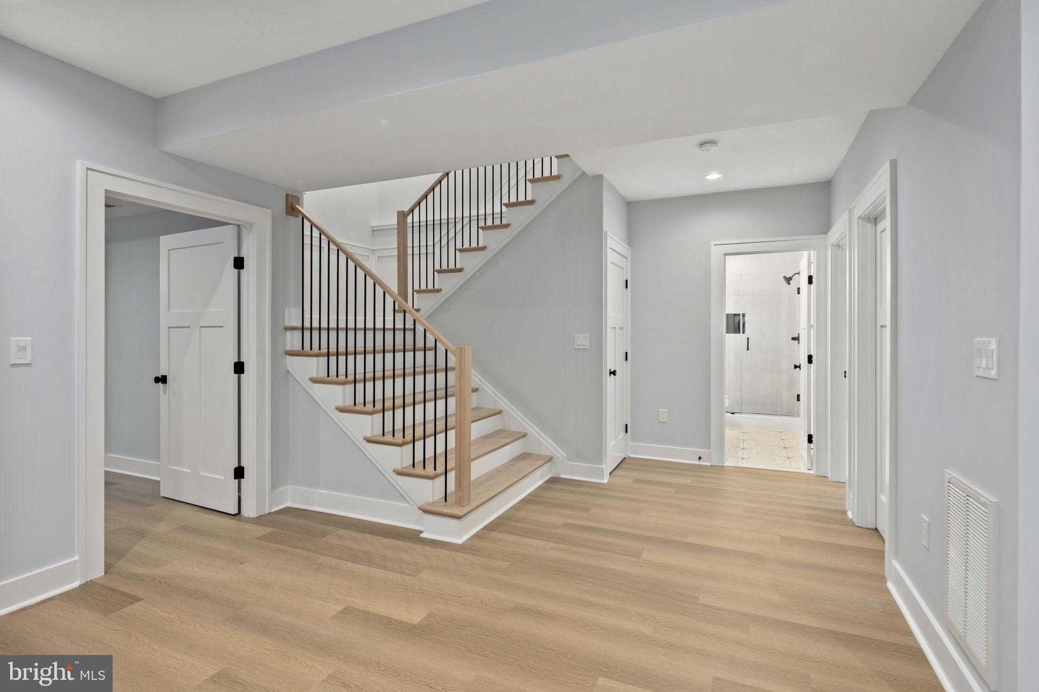 ASHTON HEIGHTS - Residential