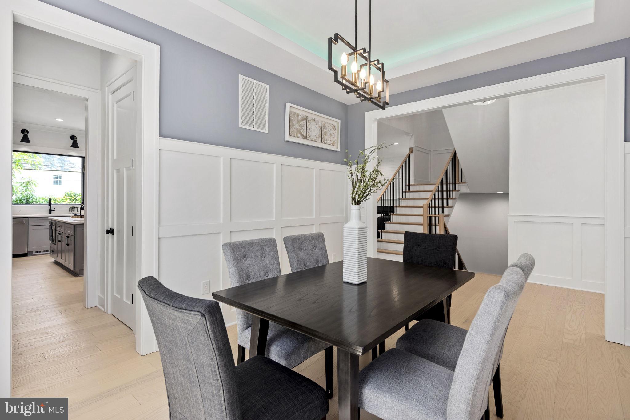 ASHTON HEIGHTS - Residential