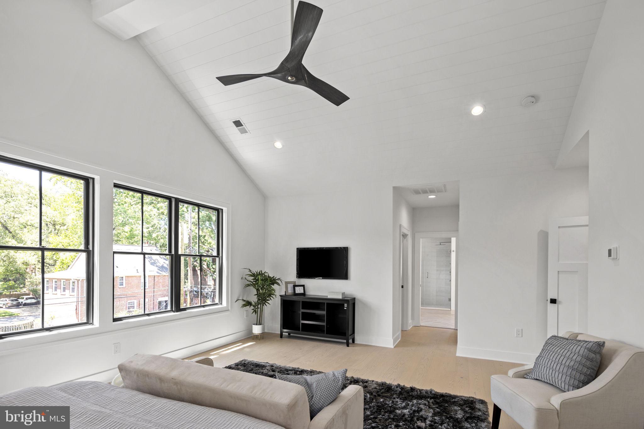 ASHTON HEIGHTS - Residential