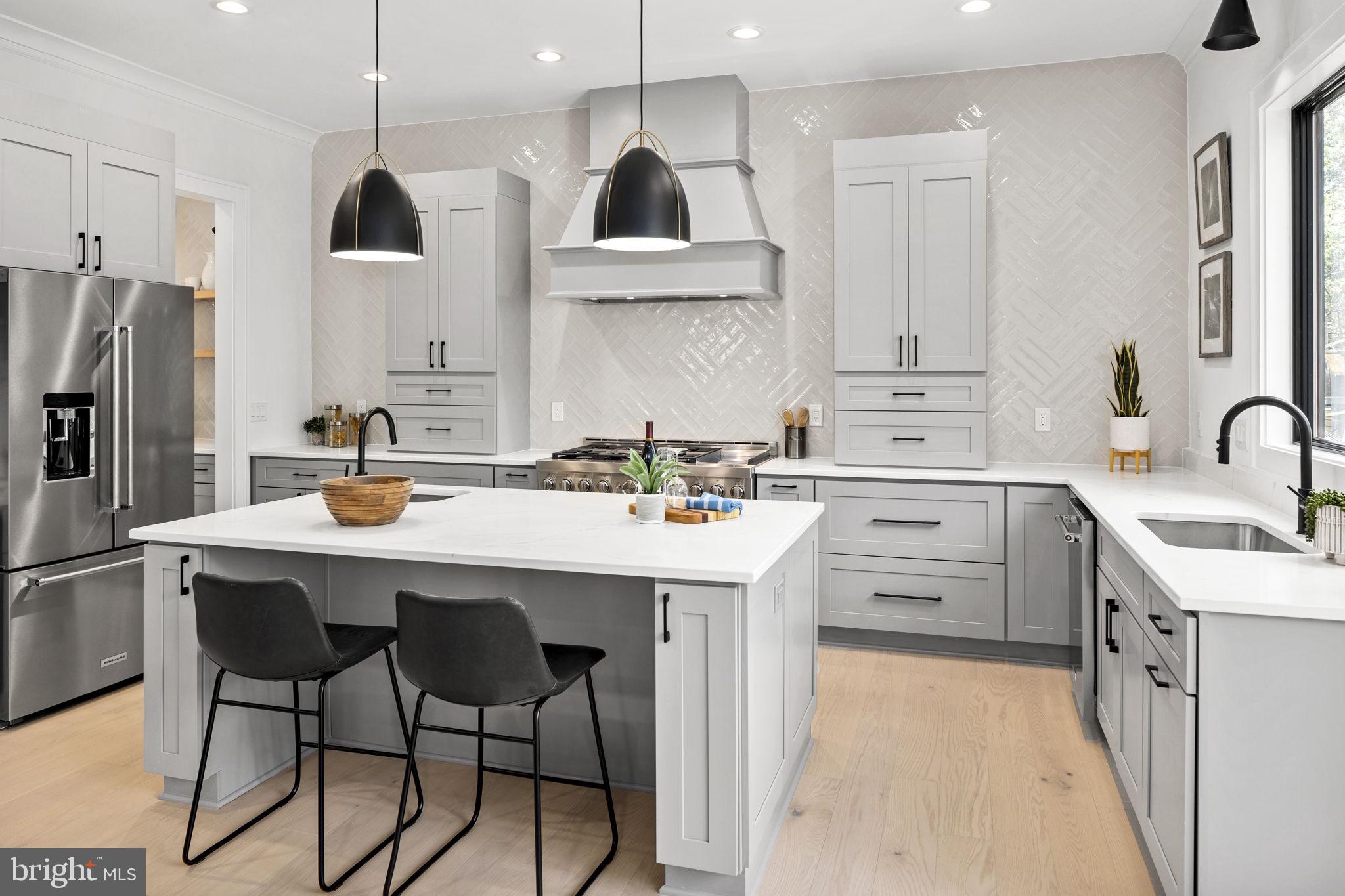 ASHTON HEIGHTS - Residential