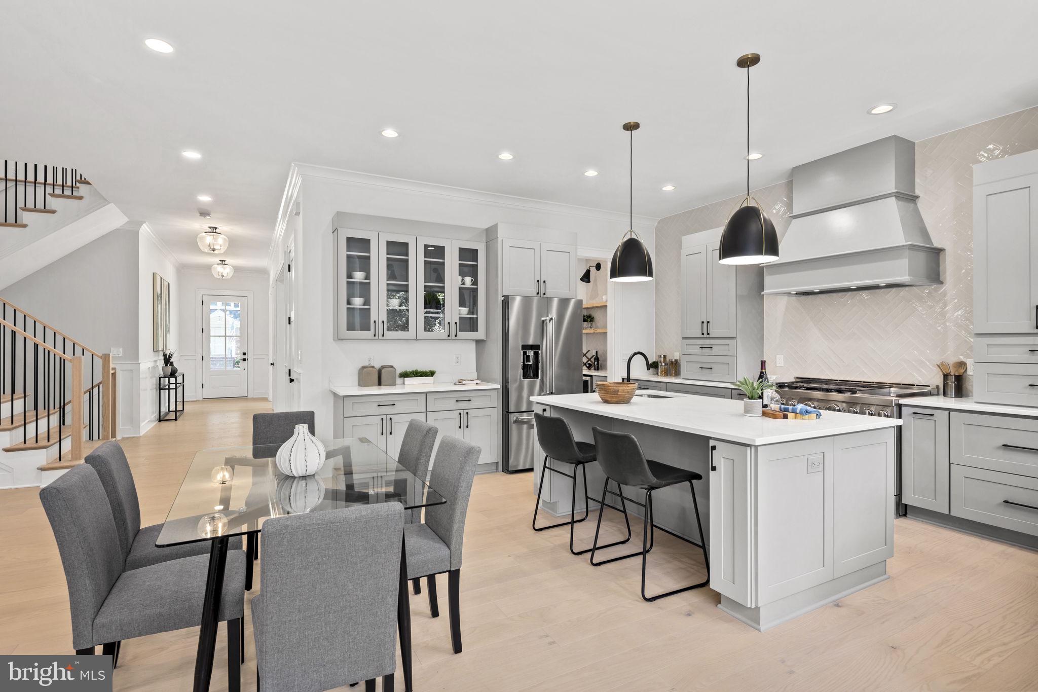 ASHTON HEIGHTS - Residential