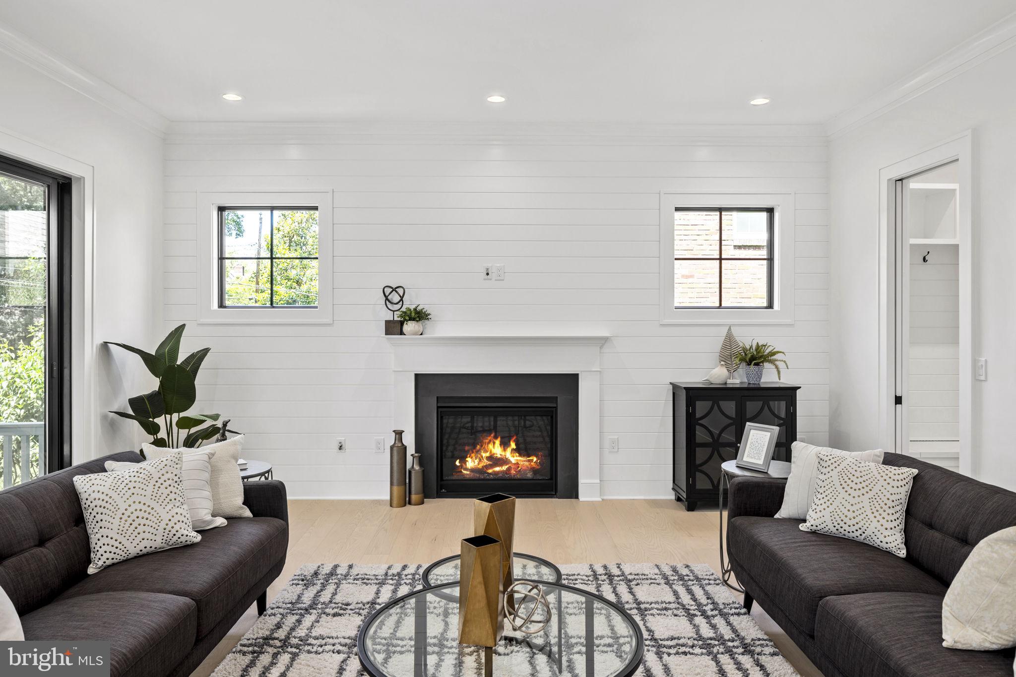 ASHTON HEIGHTS - Residential