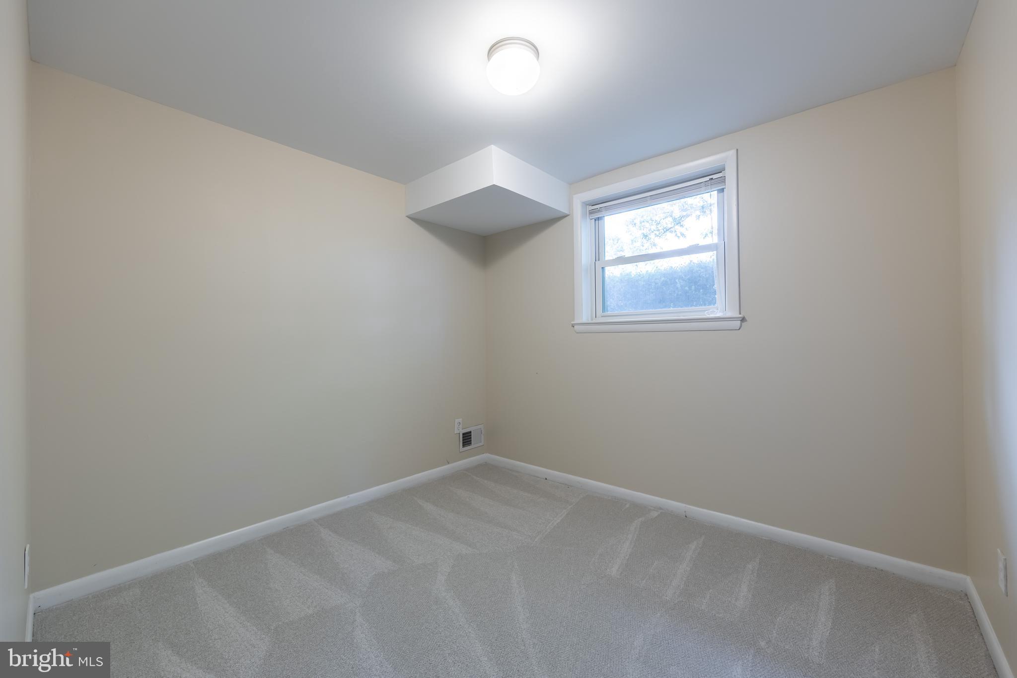 POST ROAD VILLAGE - Residential Lease