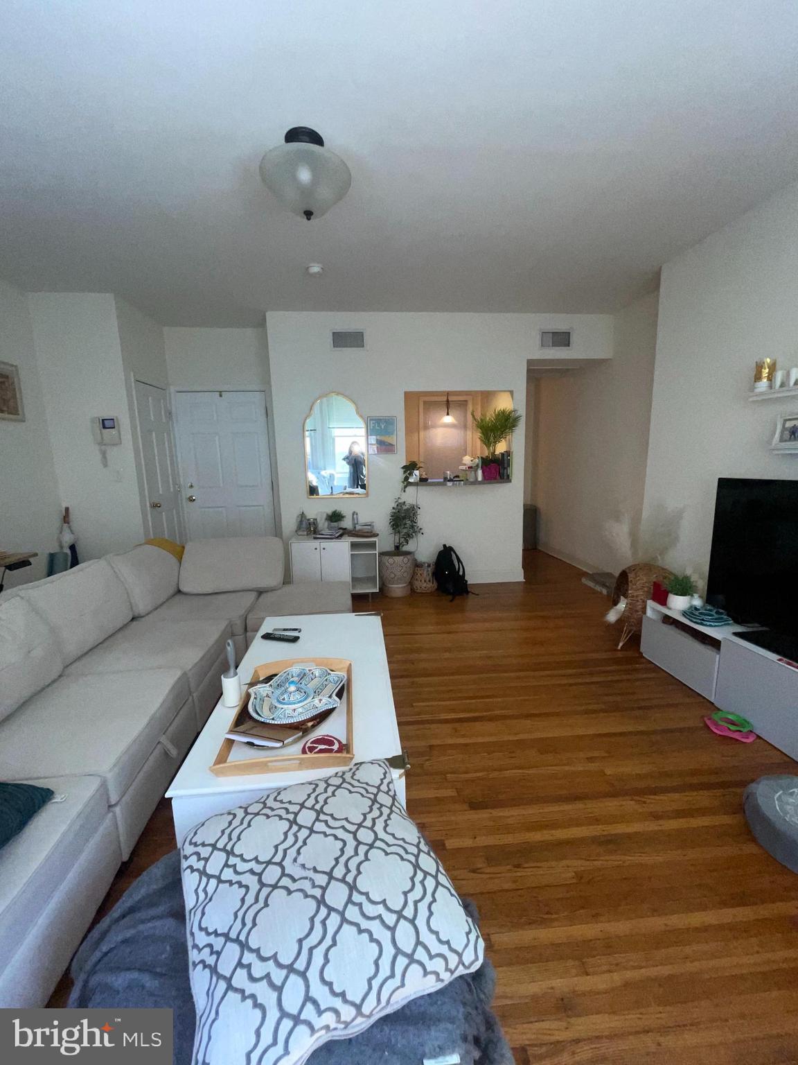 RITTENHOUSE SQUARE - Residential Lease