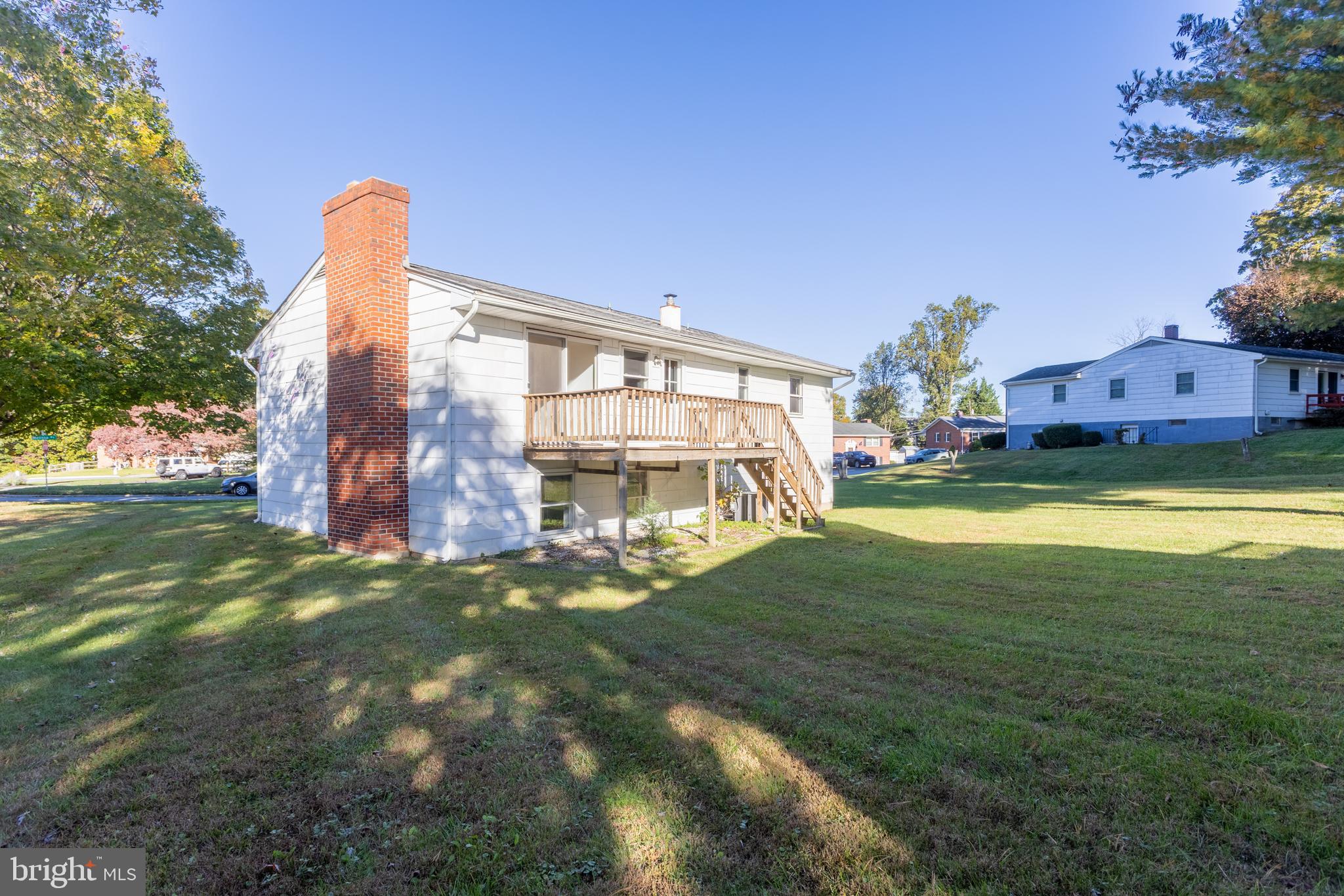 1615 SAMANTHA DRIVE