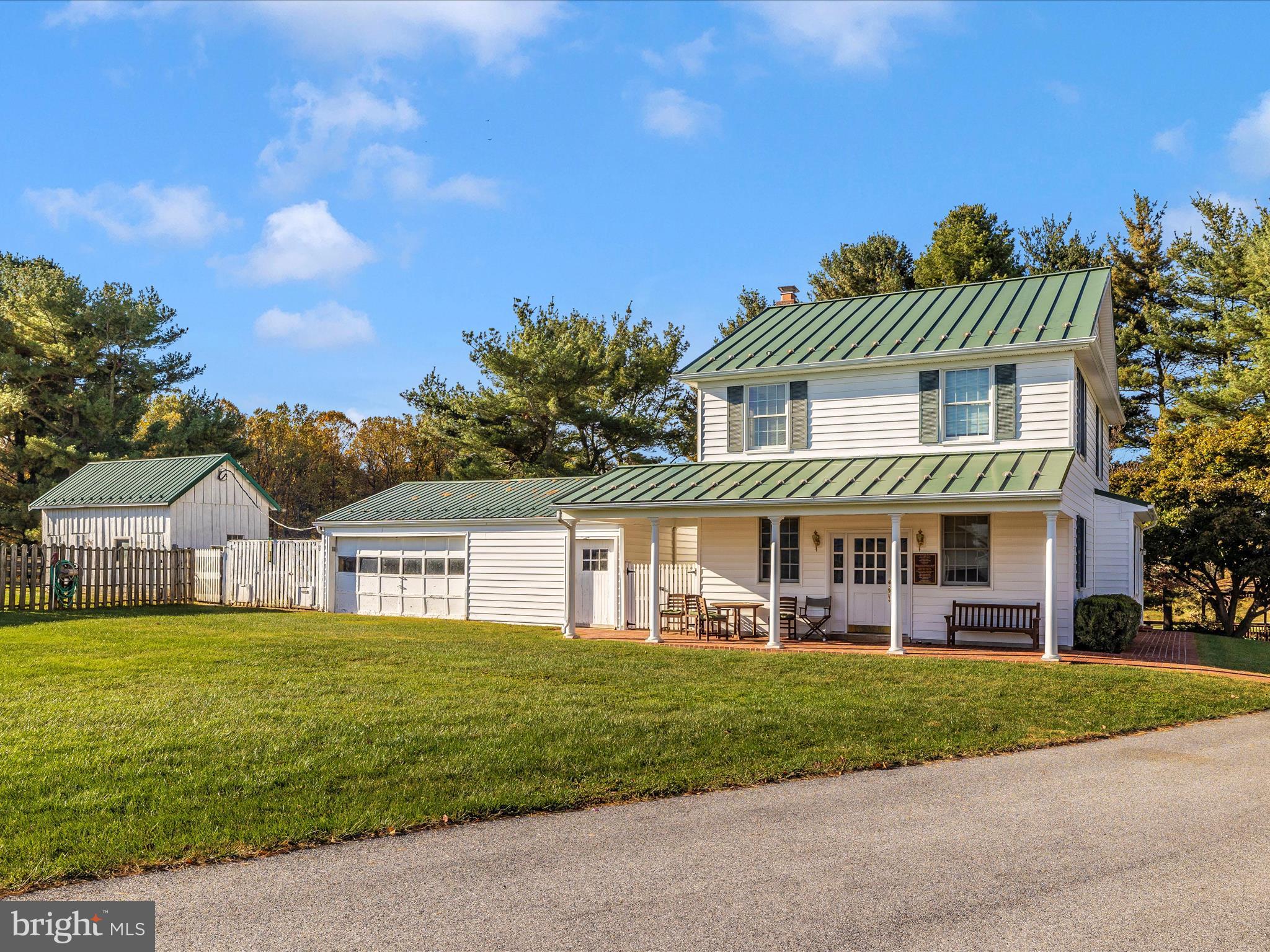 BARNESVILLE OUTSIDE - Farm