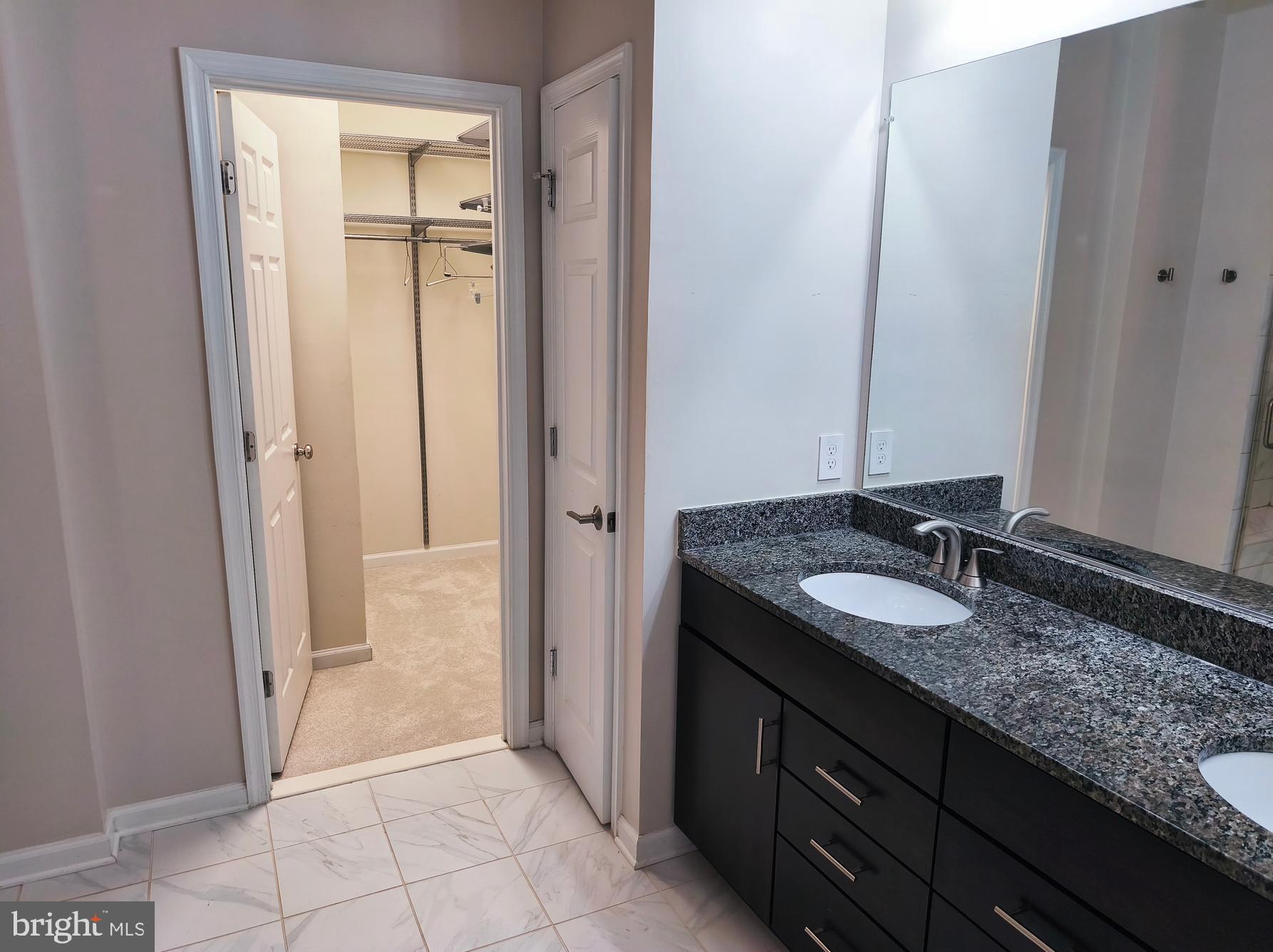 TOWNES AT GOOSE CREEK VILLAGE - Residential Lease