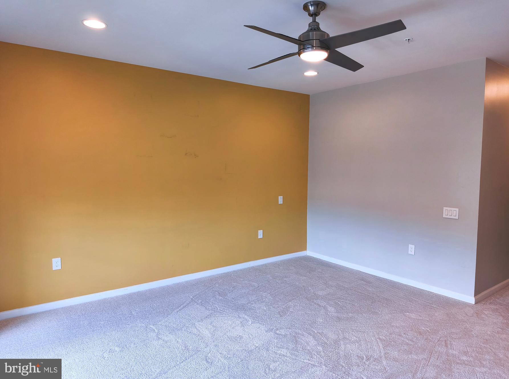 TOWNES AT GOOSE CREEK VILLAGE - Residential Lease