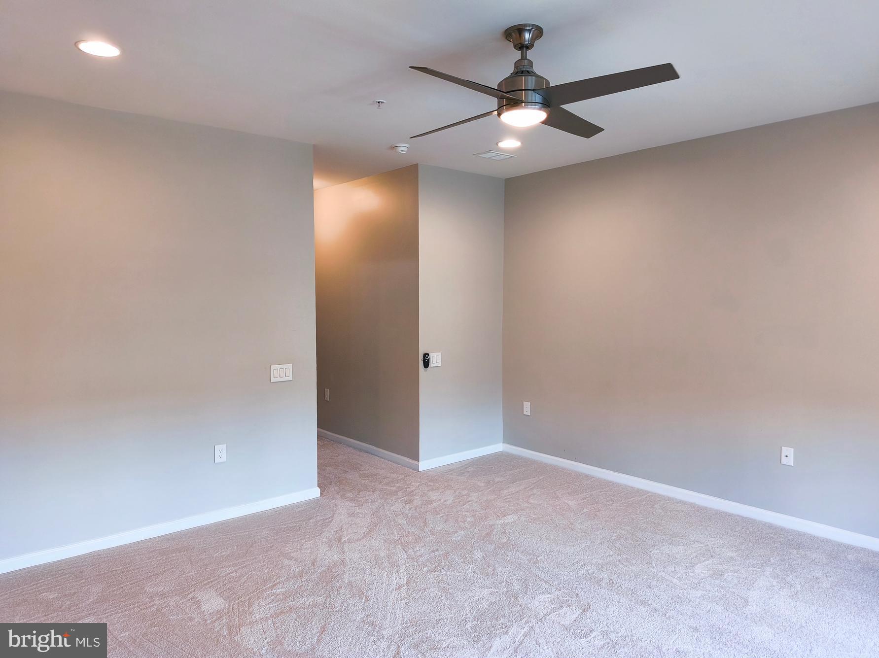 TOWNES AT GOOSE CREEK VILLAGE - Residential Lease