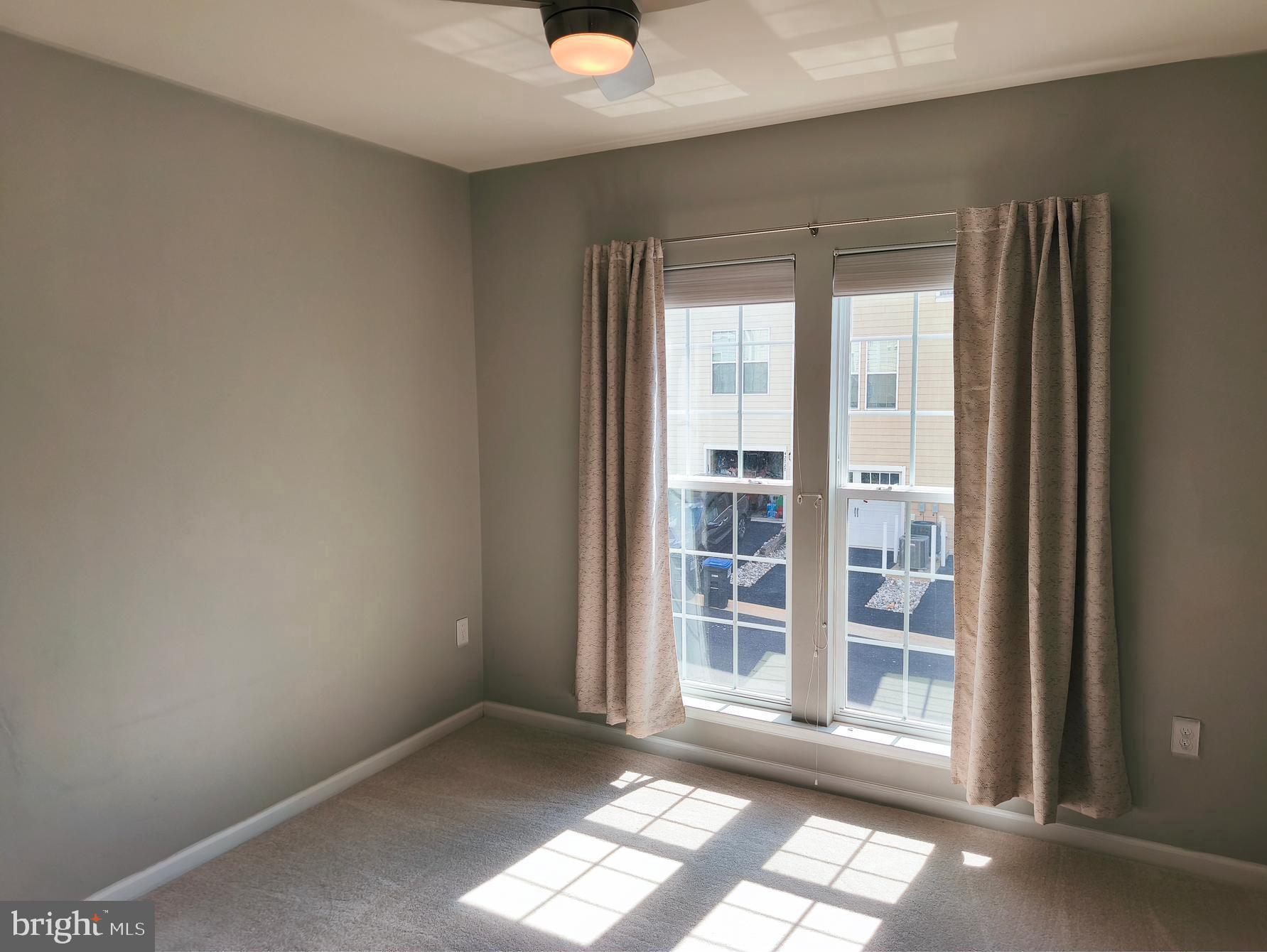 TOWNES AT GOOSE CREEK VILLAGE - Residential Lease