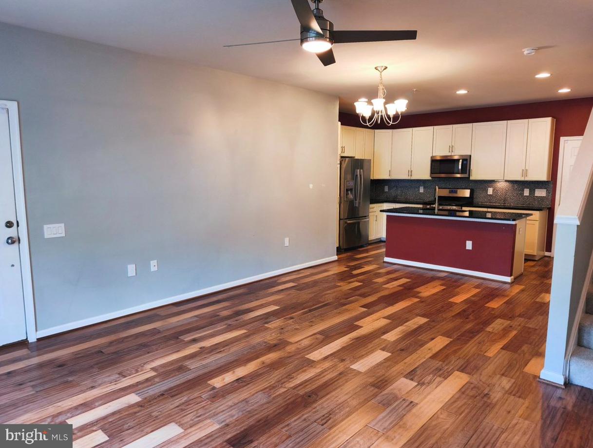 TOWNES AT GOOSE CREEK VILLAGE - Residential Lease