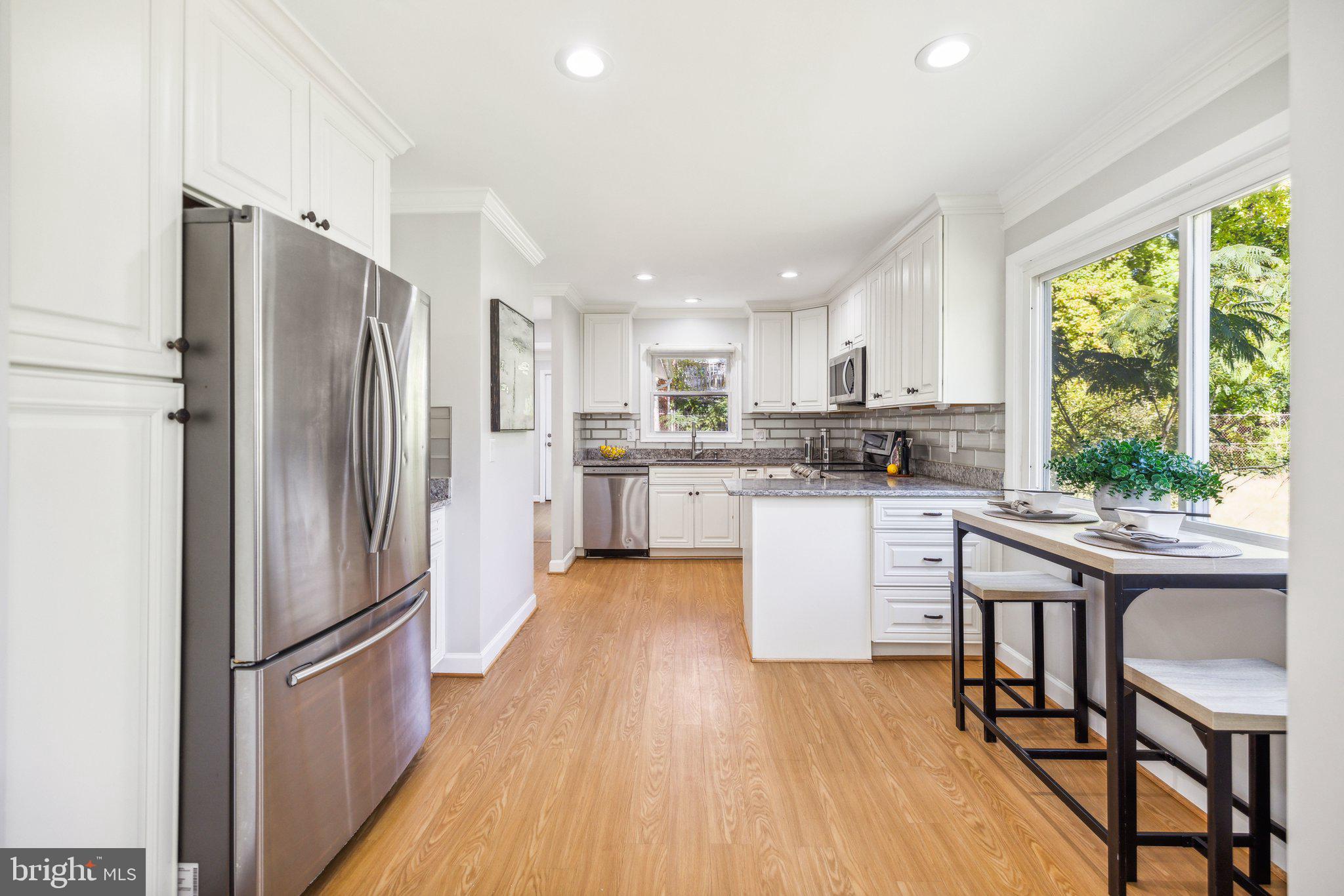 REGENCY ESTATES - Residential