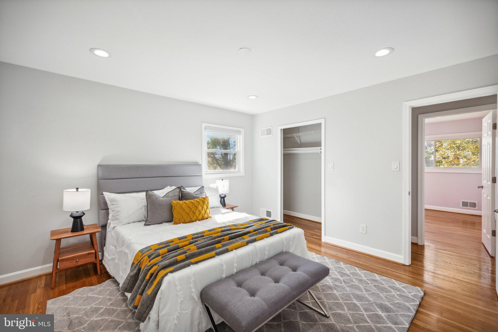 REGENCY ESTATES - Residential