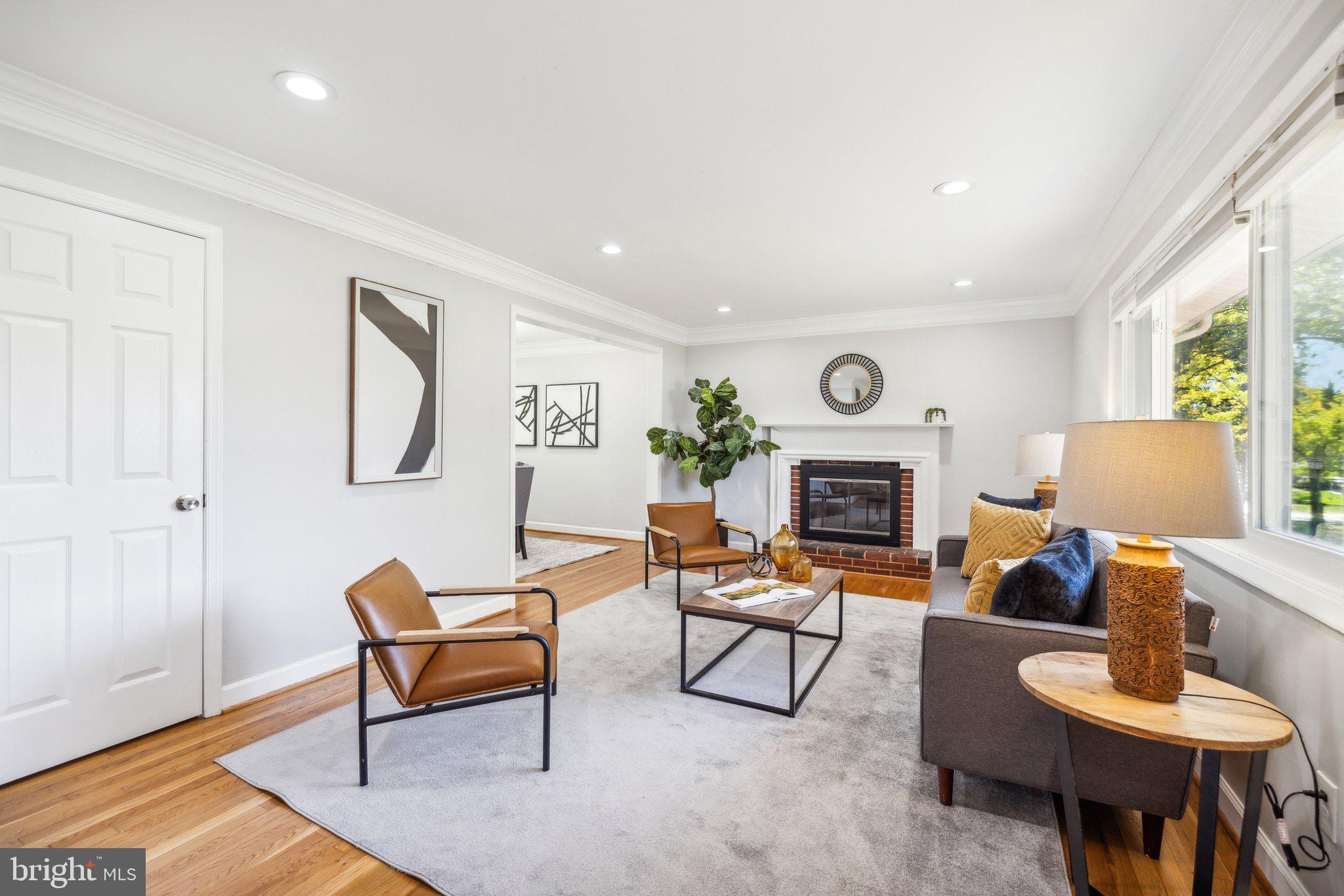 REGENCY ESTATES - Residential