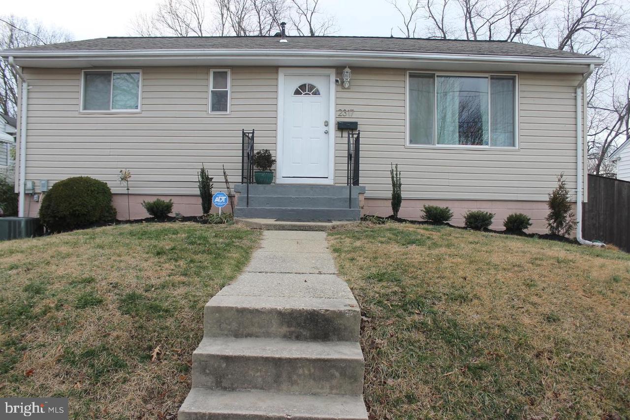 DISTRICT HEIGHTS - Residential Lease