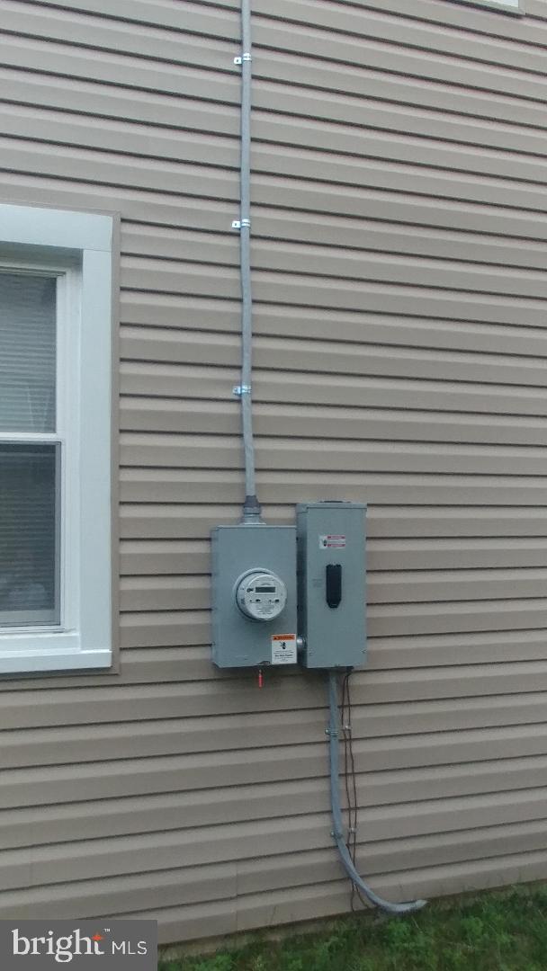 LANDOVER HILLS - Residential