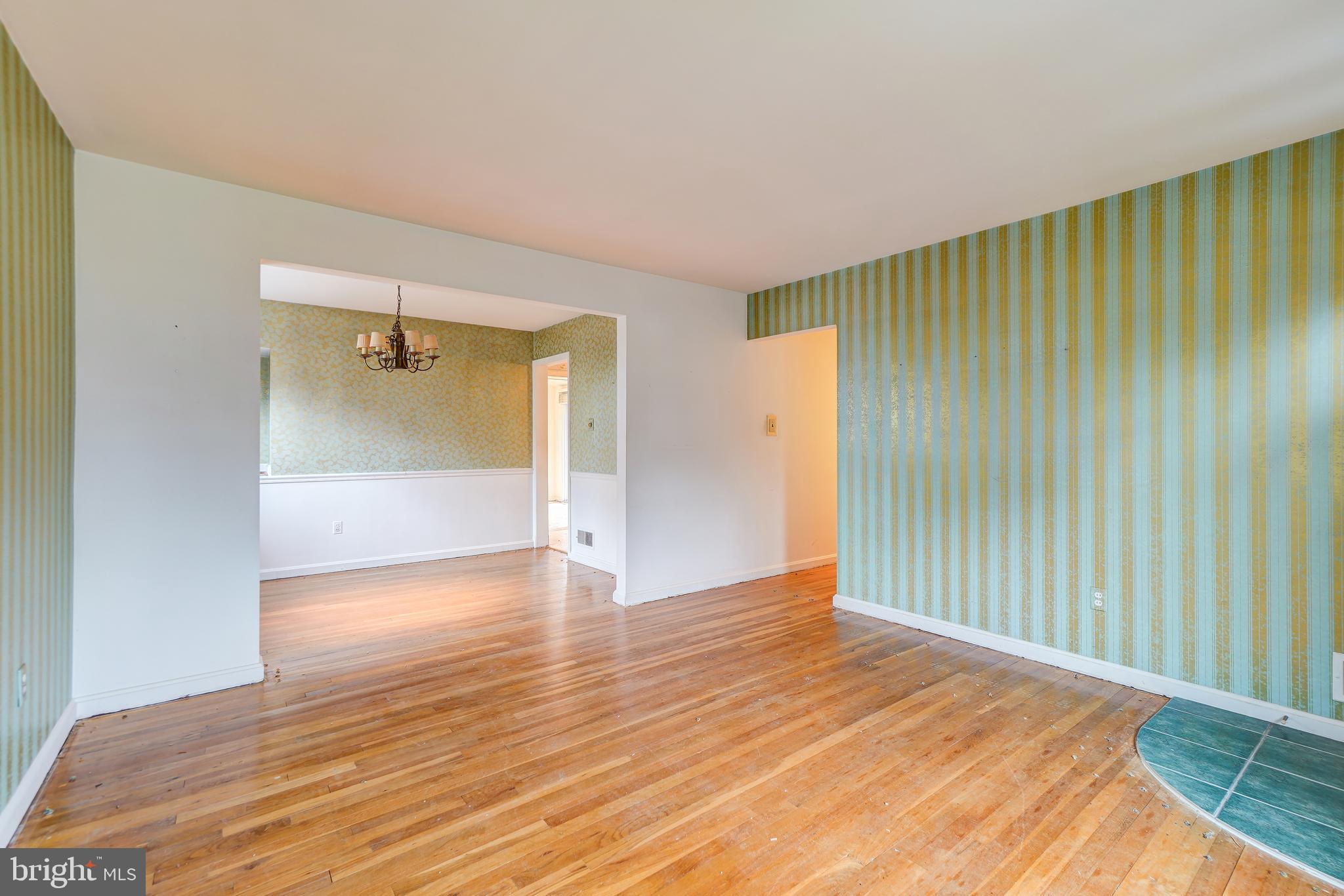 NORTH KENSINGTON - Residential