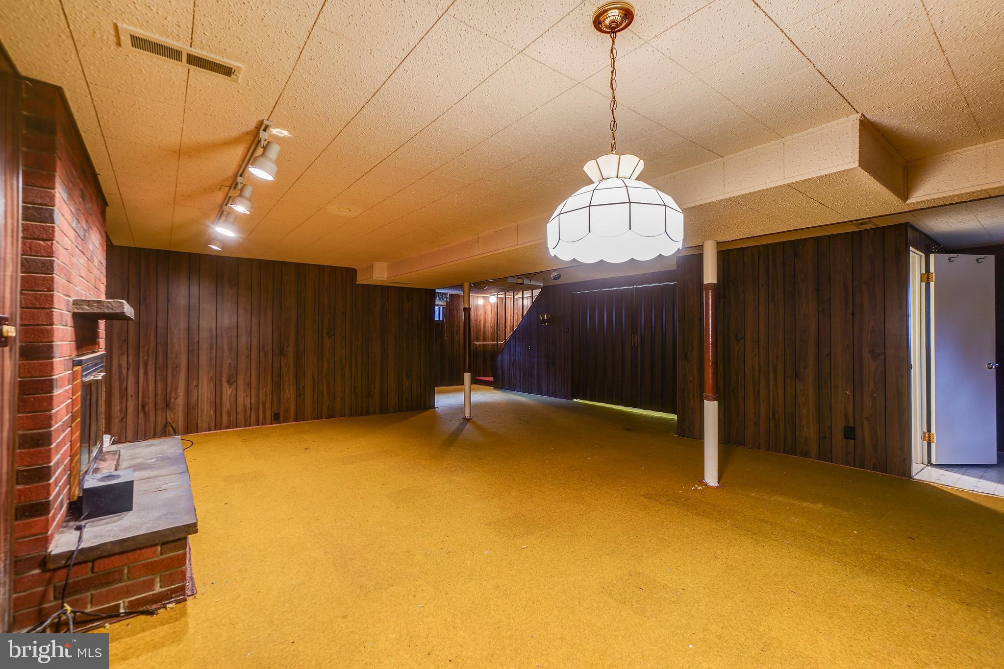 NORTH KENSINGTON - Residential