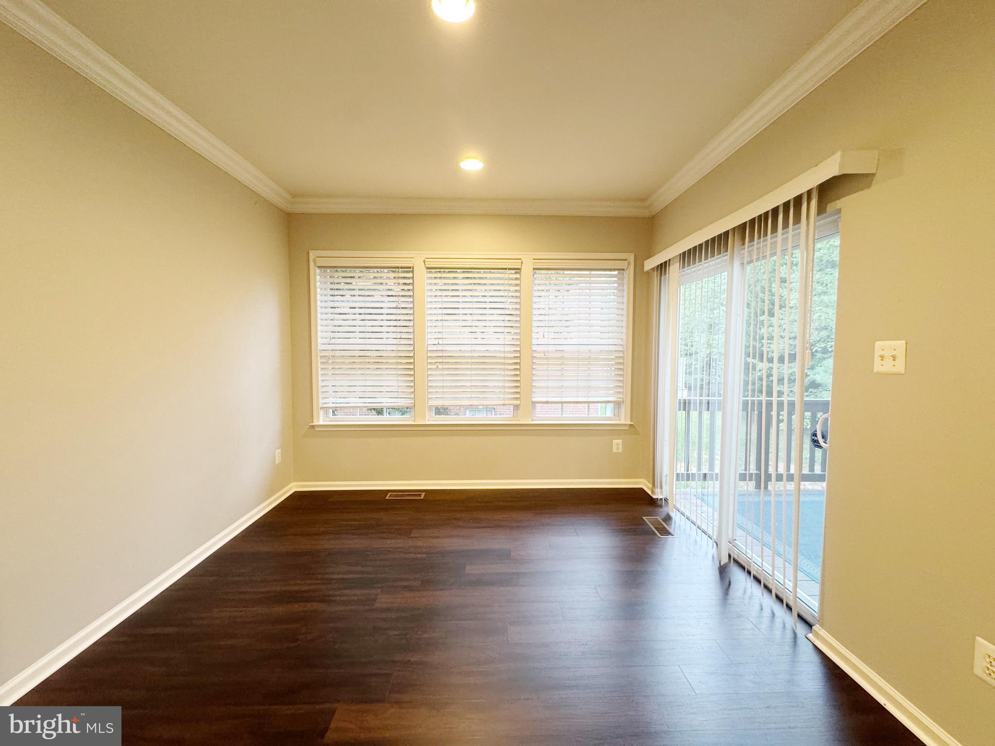 EMERSON - Residential