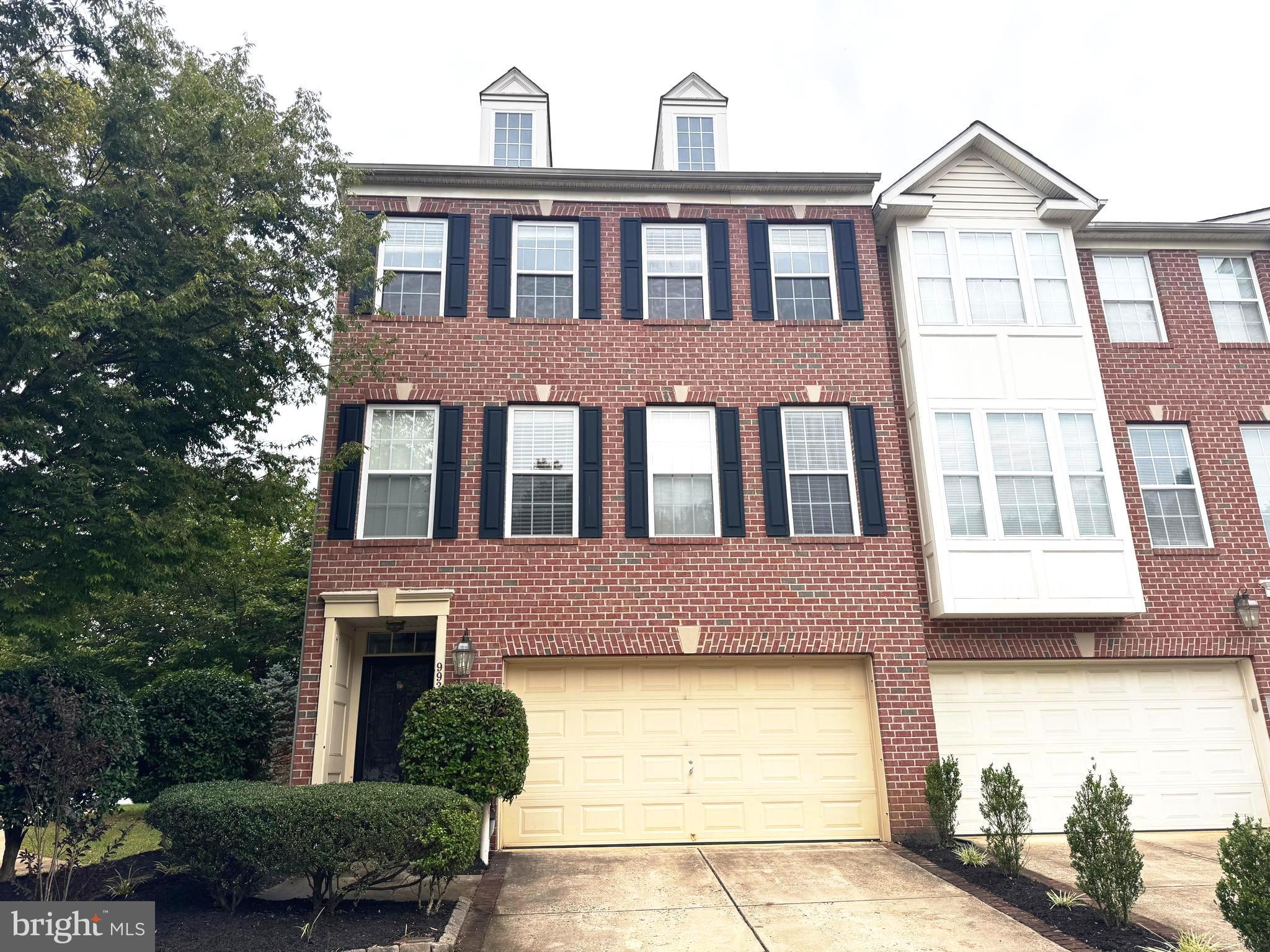 9932 FRAGRANT LILIES WAY