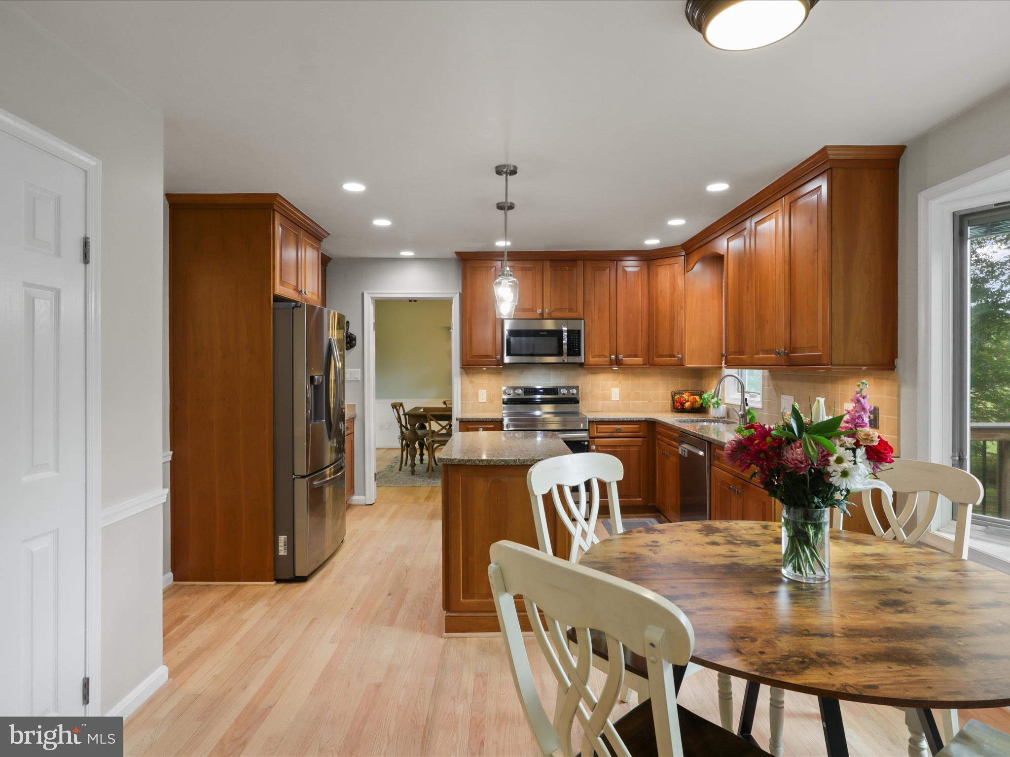 LAKEVALE COURT - Residential